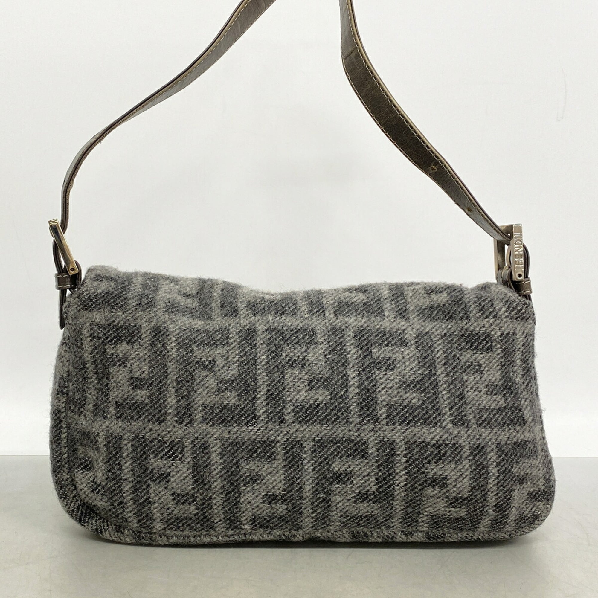 Fendi Gray Wool Handbag (Pre-Owned)