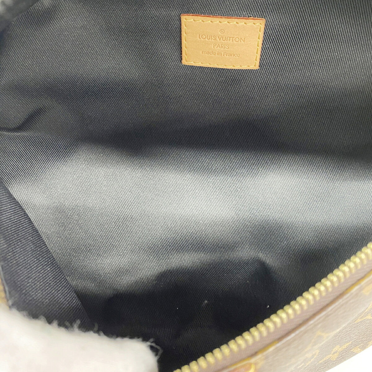 Louis Vuitton Brown Sling Bag (Pre-Owned)