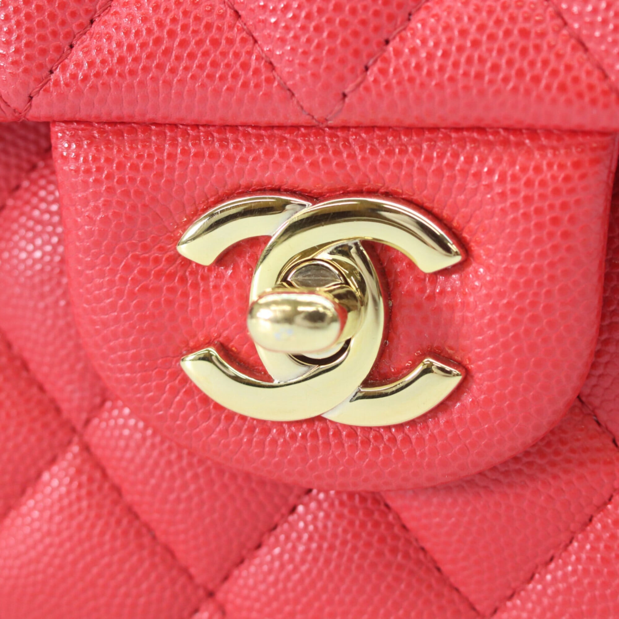 Chanel Red Color Grained Calfskin Shoulder Bag (Pre-Owned)