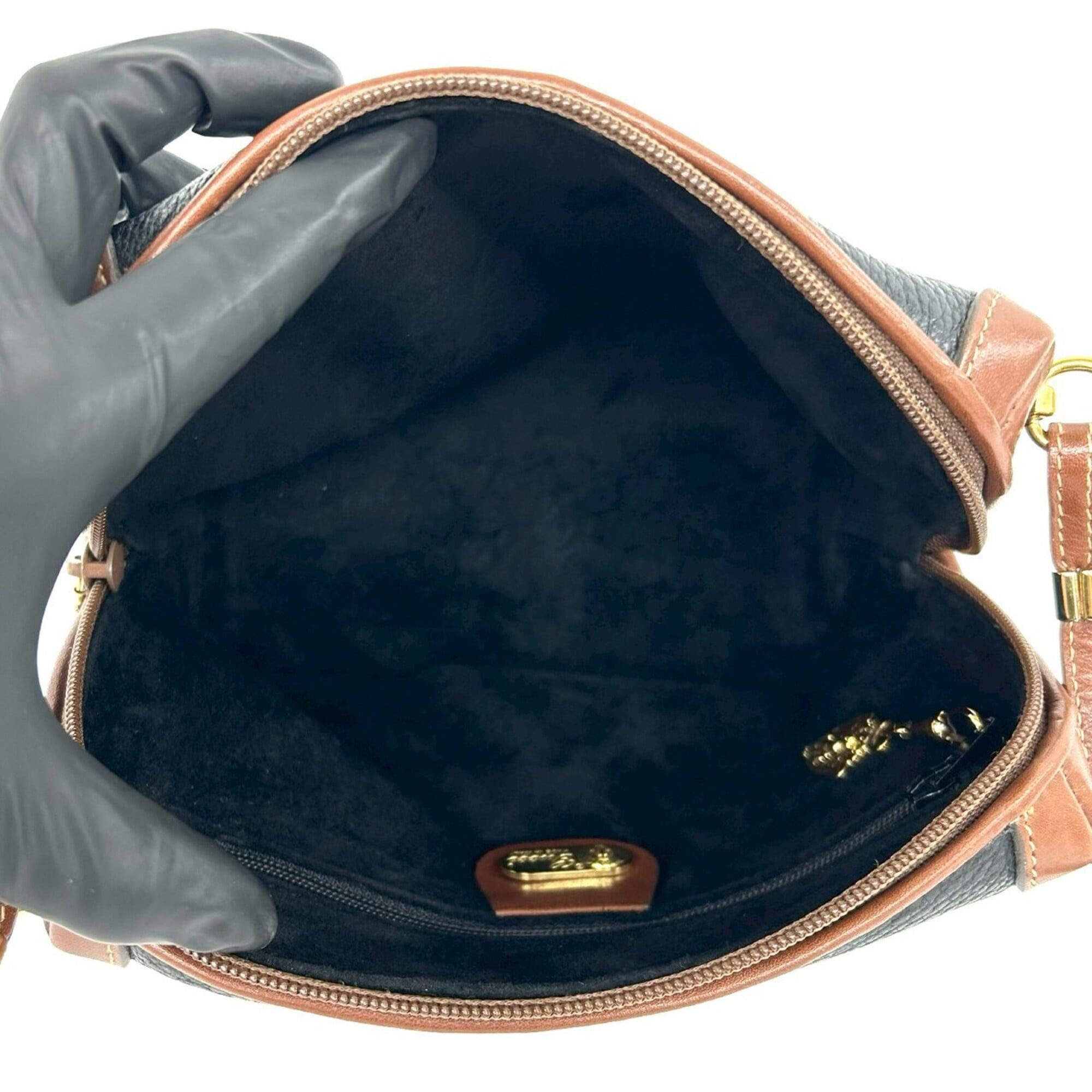 Gucci Black Brown Leather Pochette Shoulder Bag (Pre-Owned)