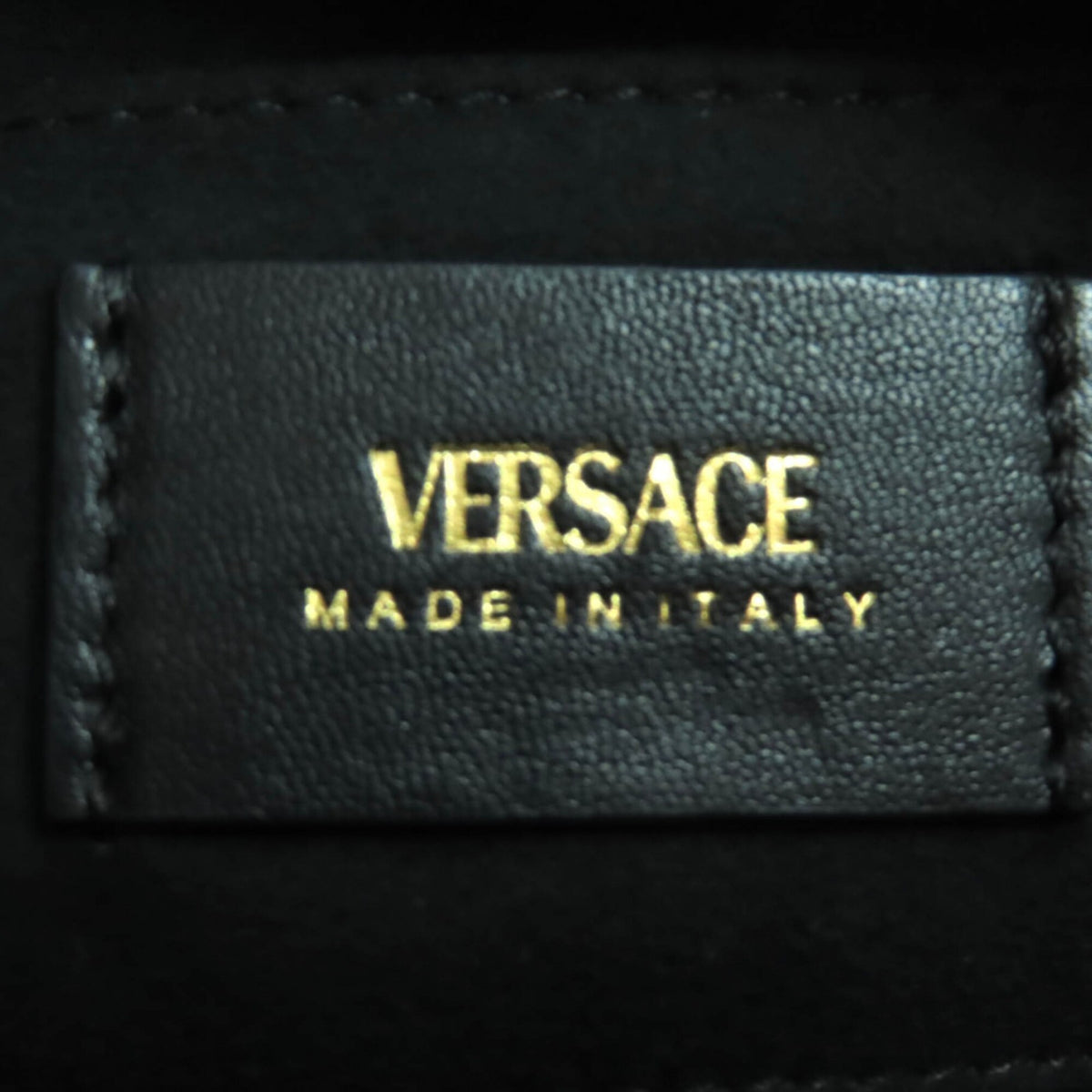 Versace Black Leather Handbag (Pre-Owned)