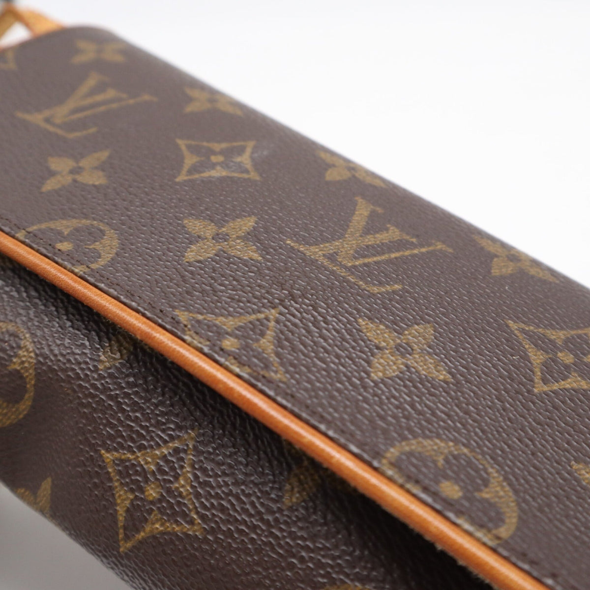 Louis Vuitton Beige Brown Monogram Coated Canvas Leather Pochette Shoulder Bag (Pre-Owned)