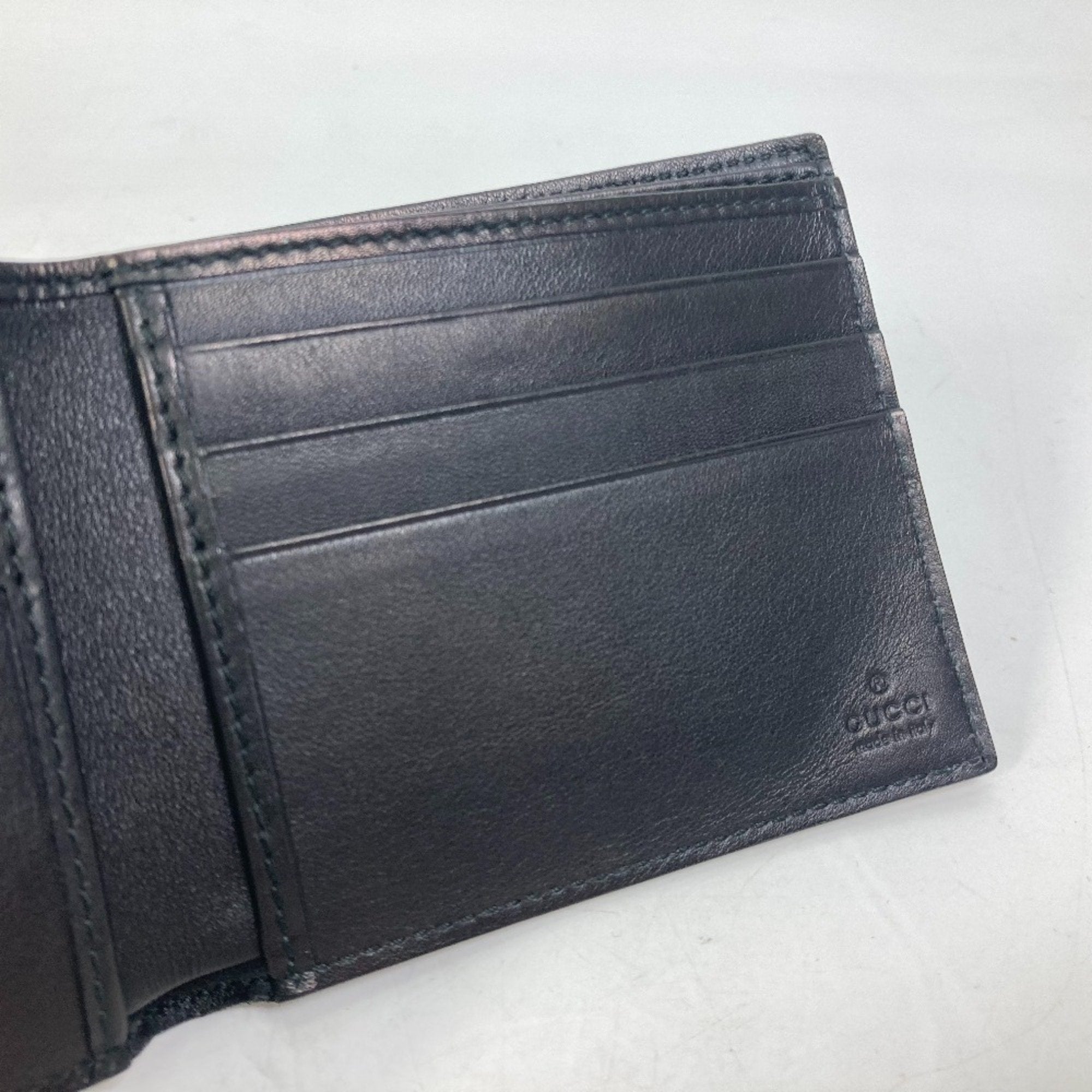 Gucci Black Leather Wallet (Bi-Fold) (Pre-Owned)