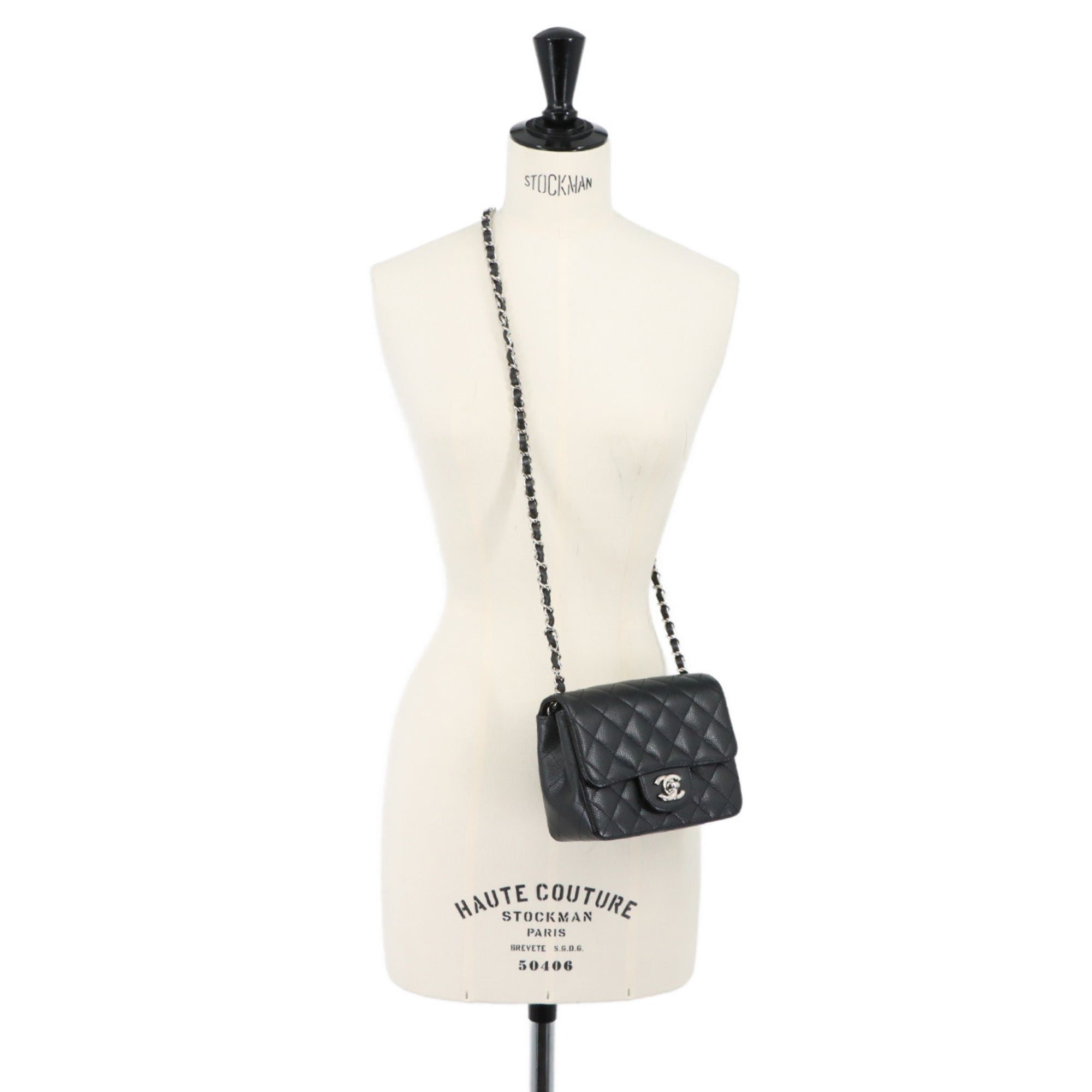 Chanel Black Grained Calfskin Handbag Shoulder Bag (Pre-Owned)