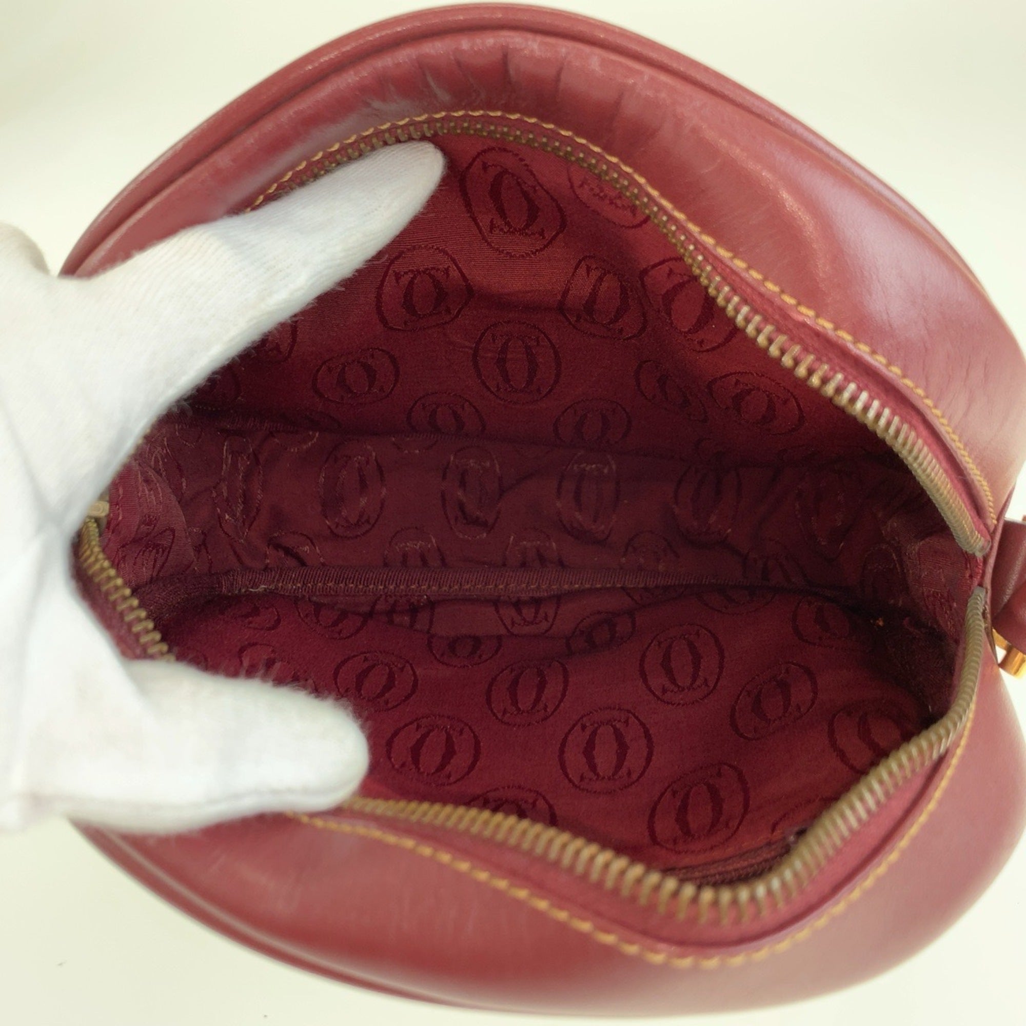 Cartier Bordeaux Leather Pochette Shoulder Bag (Pre-Owned)
