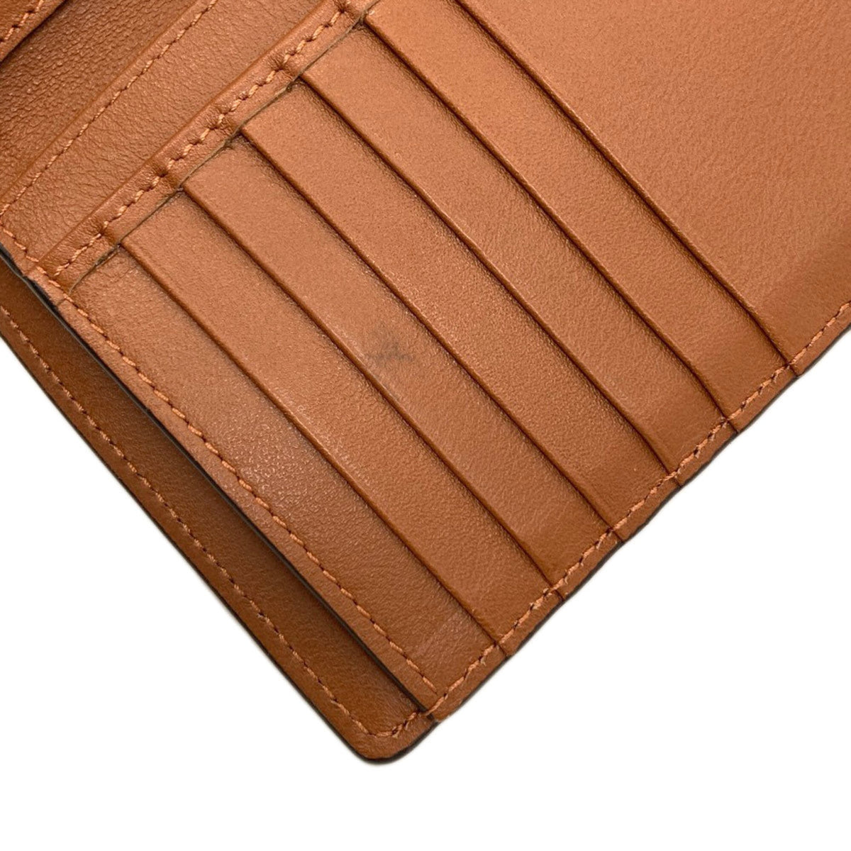 Chloé Brown Leather Long Wallet (Bi-Fold) (Pre-Owned)