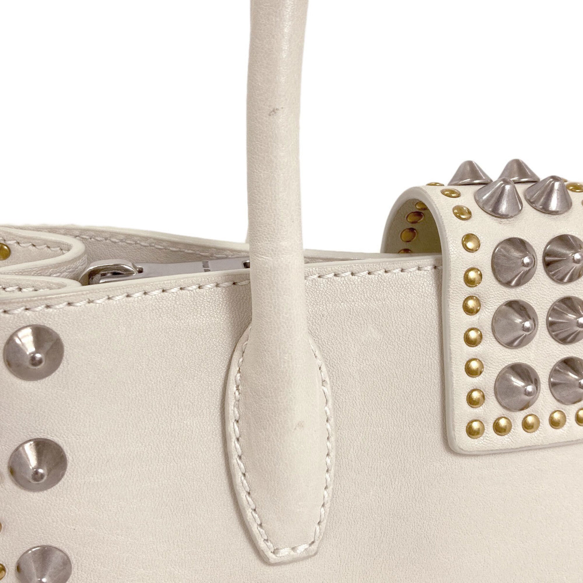 Miu Miu White Leather Handbag (Pre-Owned)