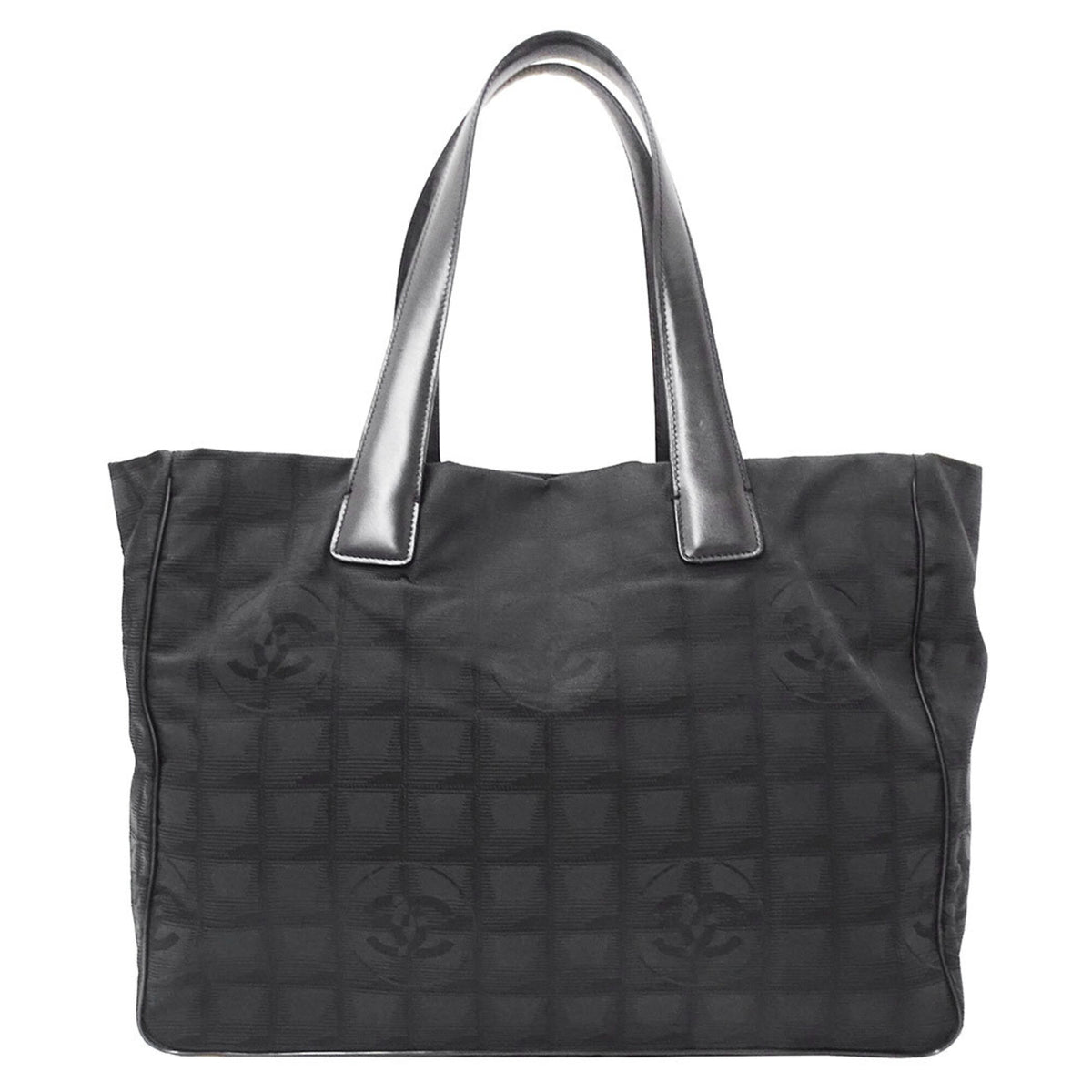 Chanel Black Nylon Handbag Tote Bag (Pre-Owned)