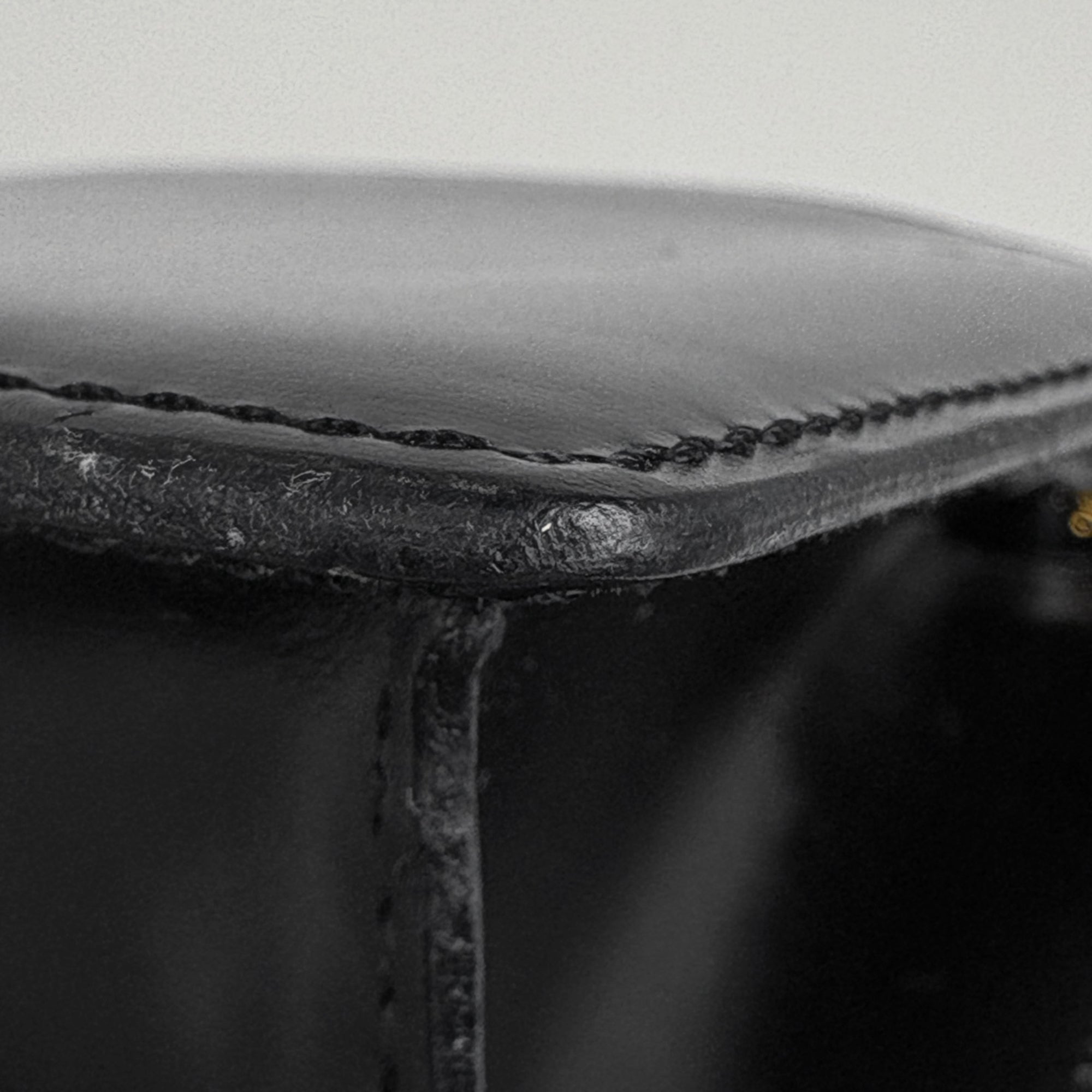 Bvlgari Bvlgari Bvlgari Black Leather Handbag Shoulder Bag (Pre-Owned)