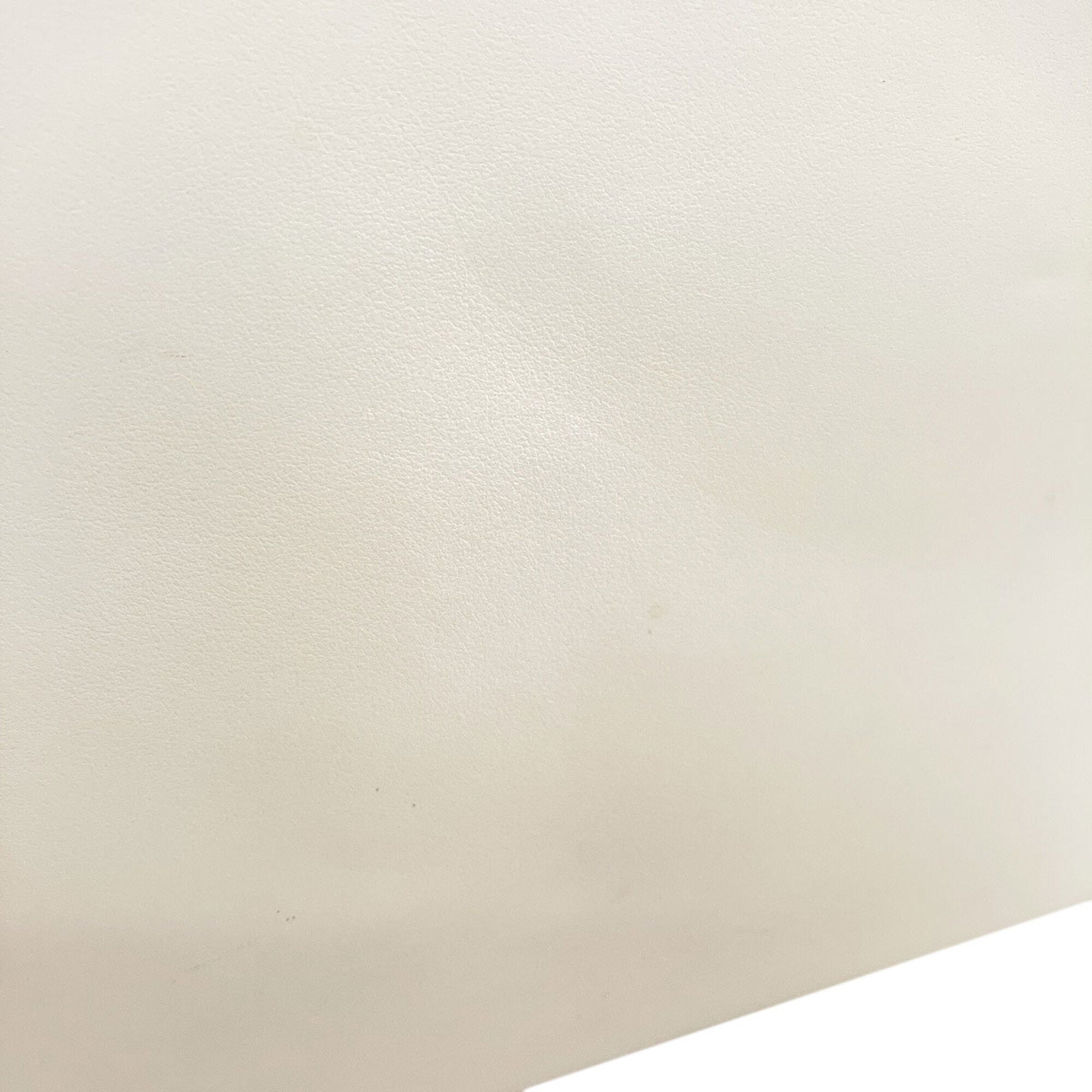 Prada White Leather Handbag (Pre-Owned)