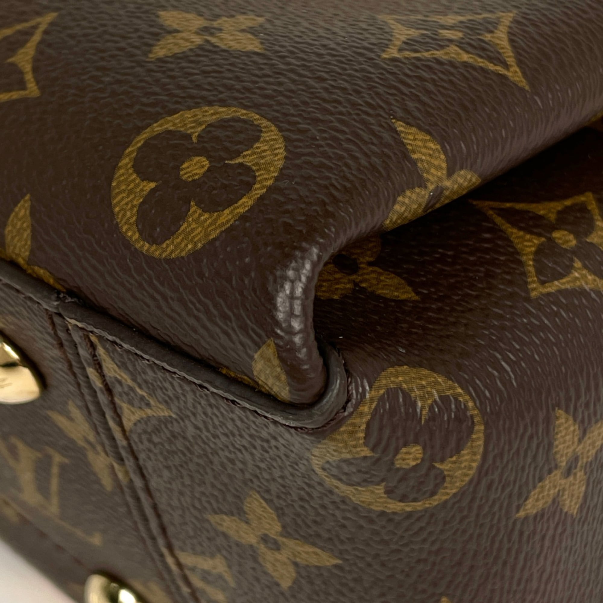 Louis Vuitton Brown Monogram Handbag (Pre-Owned)