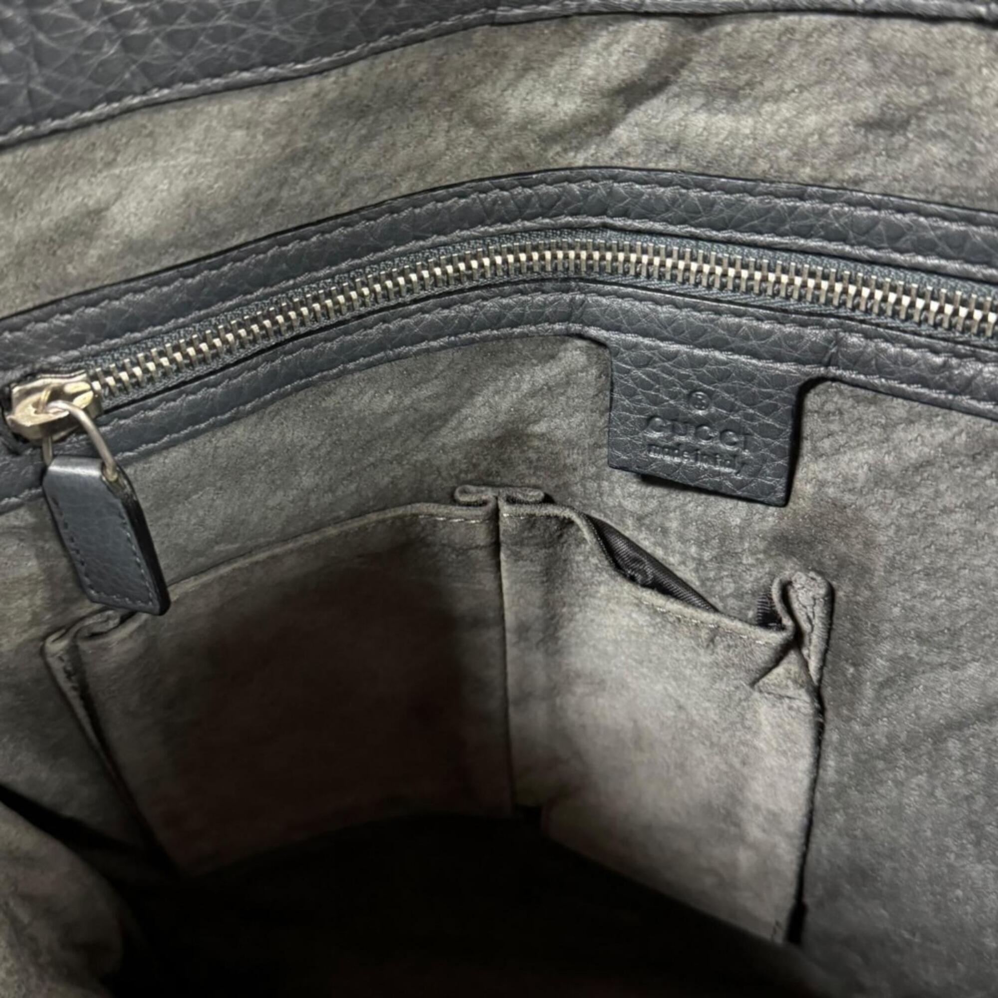 Gucci Gray Leather Shoulder Bag (Pre-Owned)