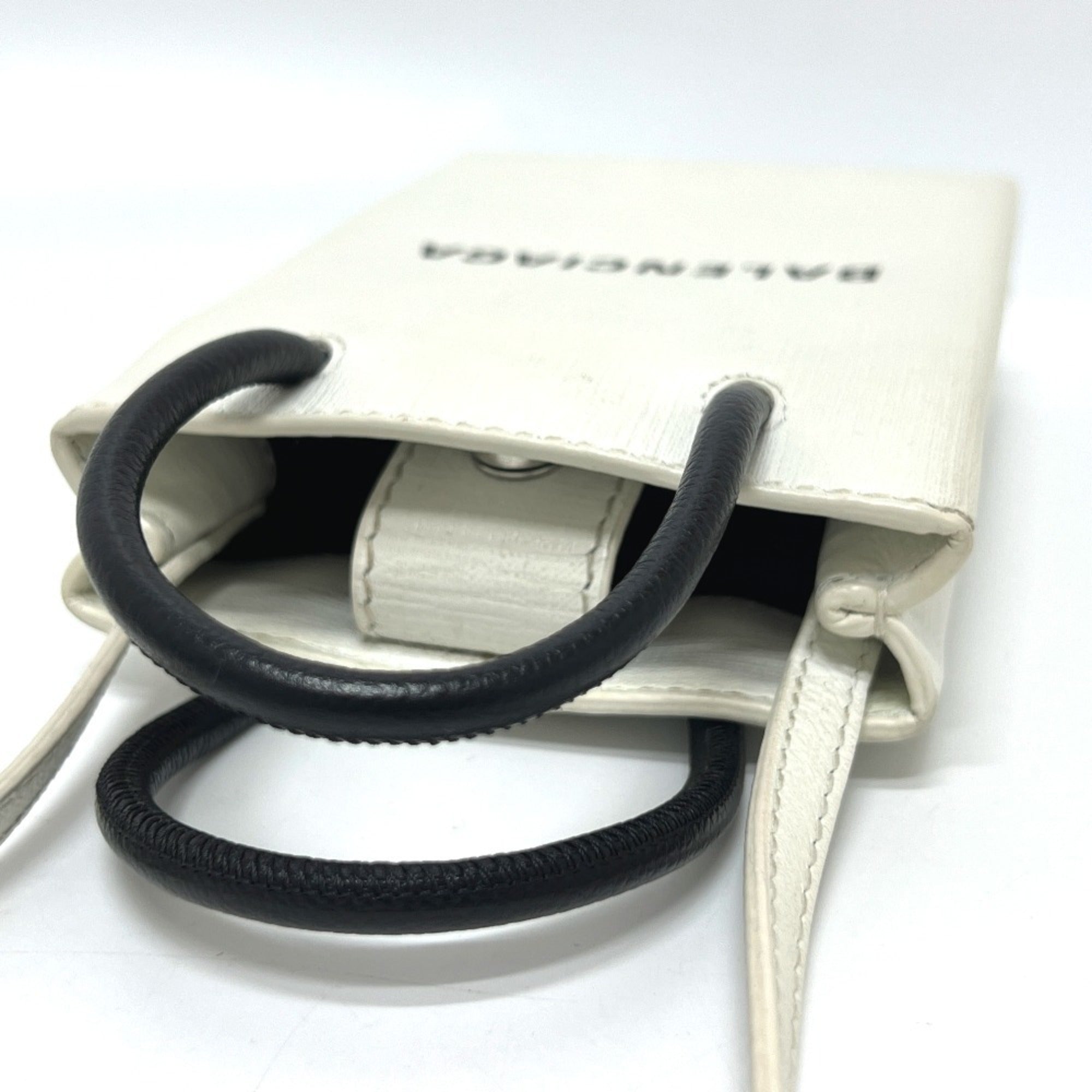 Balenciaga White Leather Tote Bag (Pre-Owned)