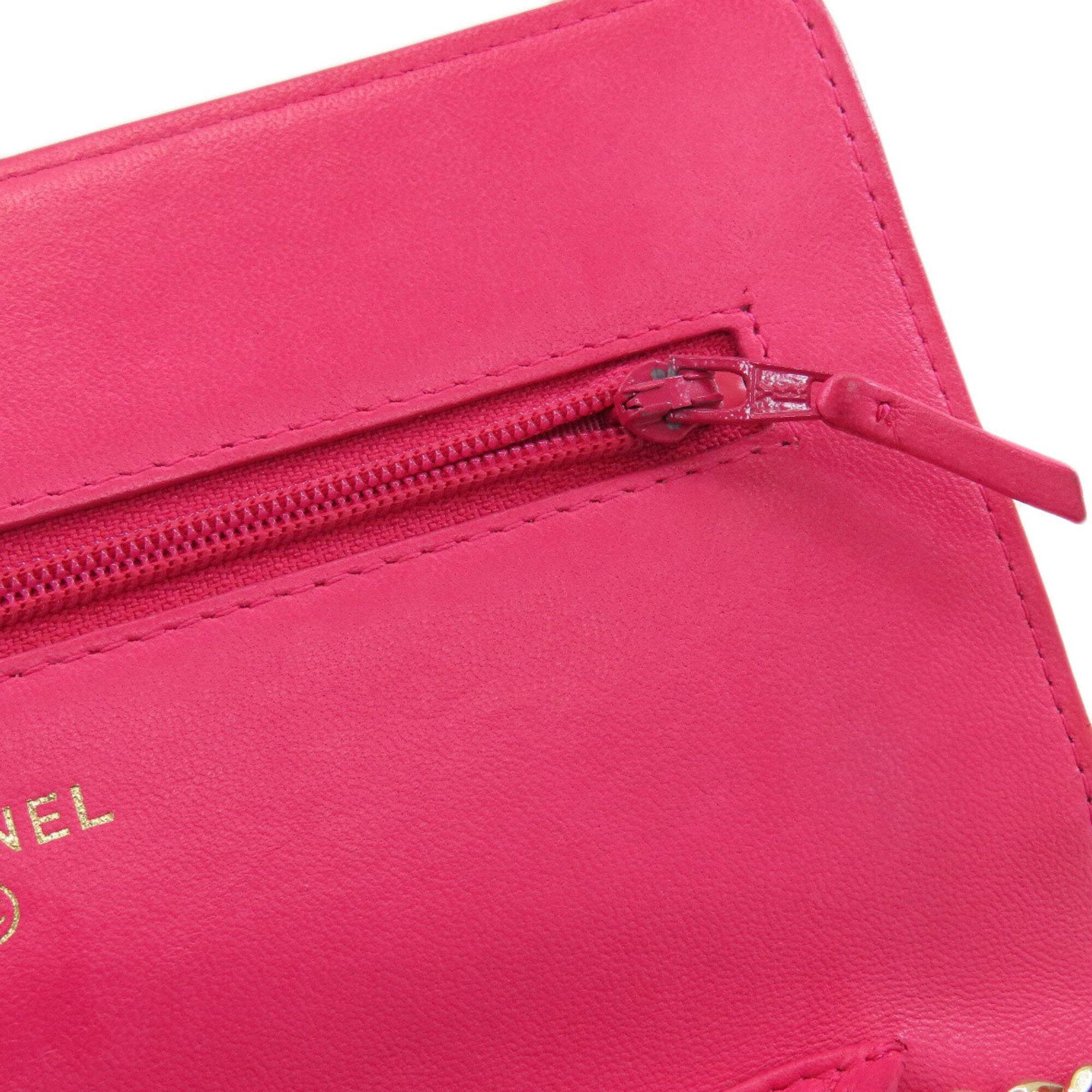 Chanel Pink Leather Shoulder Bag (Pre-Owned)