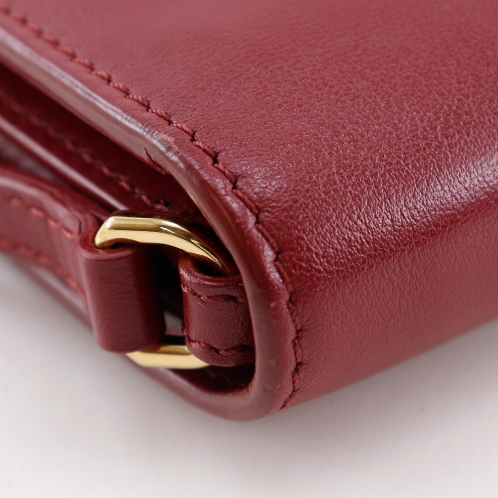 Burberry Red Color Leather Shoulder Bag (Pre-Owned)