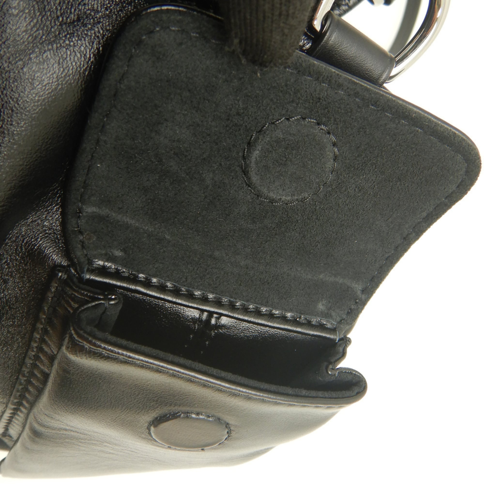 Louis Vuitton Noir Leather Shoulder Bag (Pre-Owned)