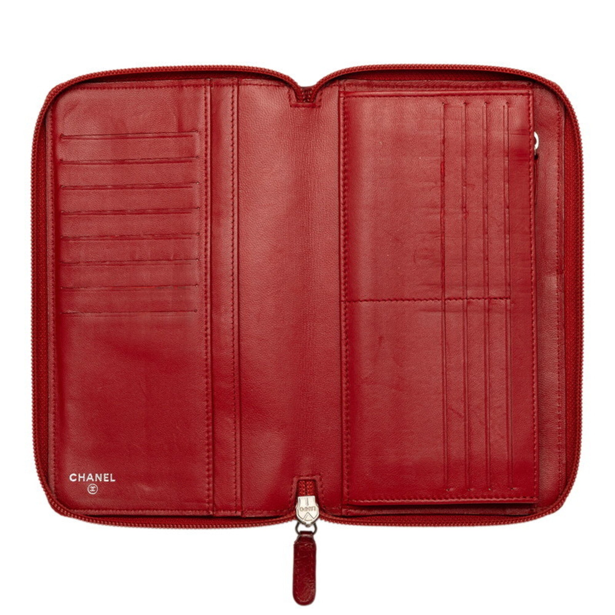 Chanel Red Color Leather Long Wallet (Bi-Fold) (Pre-Owned)