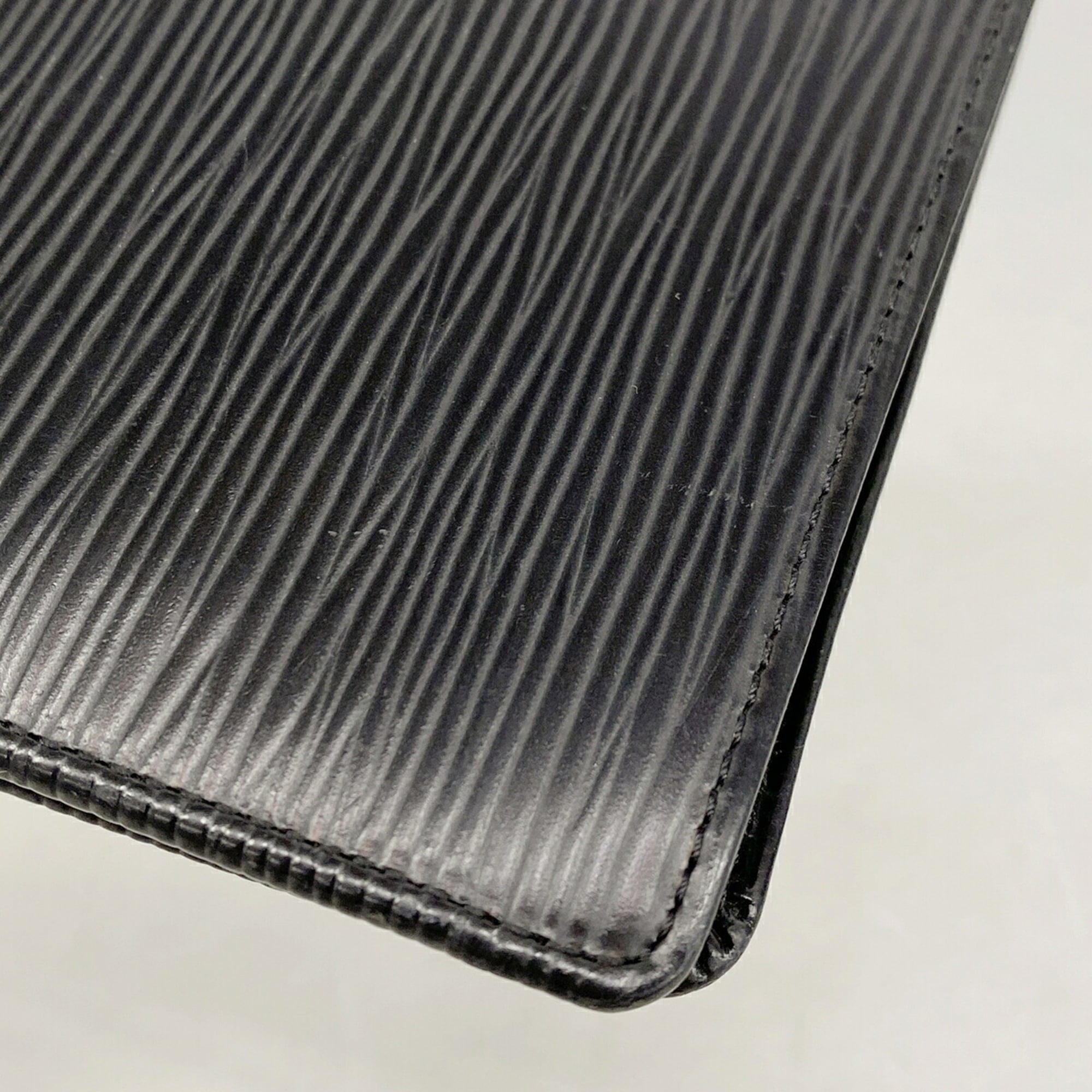 Louis Vuitton Noir Wallet (Bi-Fold) (Pre-Owned)