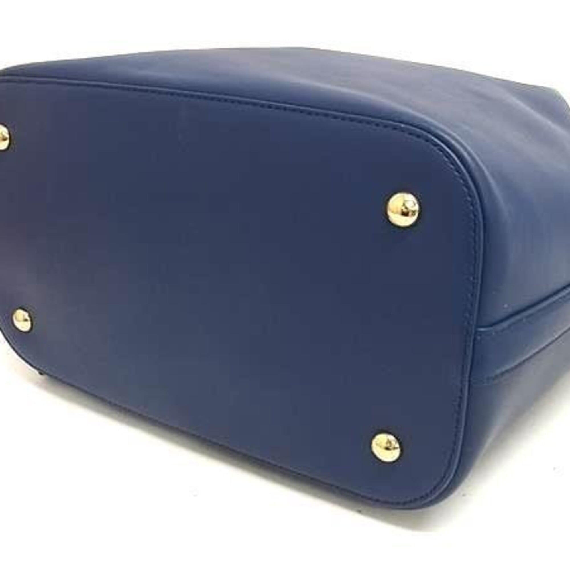 Salvatore Ferragamo Blue Leather Shoulder Bag (Pre-Owned)