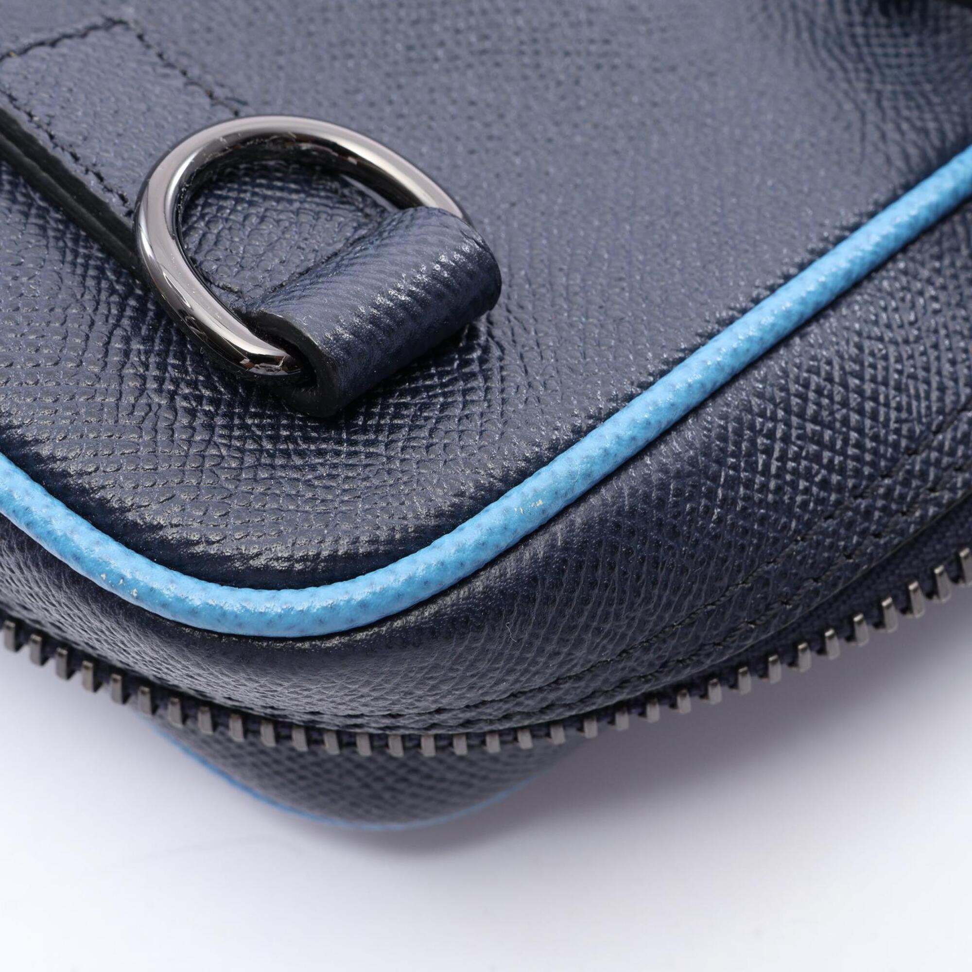 Burberry Blue Navy Leather Handbag (Pre-Owned)