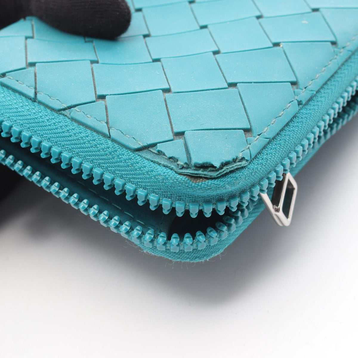 Bottega Veneta Green Rubber Long Wallet (Bi-Fold) (Pre-Owned)