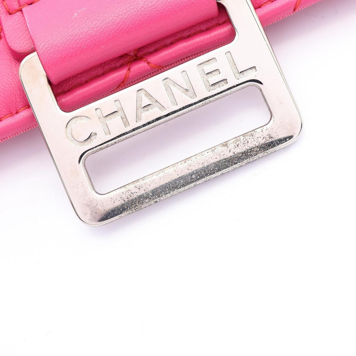 Chanel Pink Leather Clutch Bag Handbag (Pre-Owned)