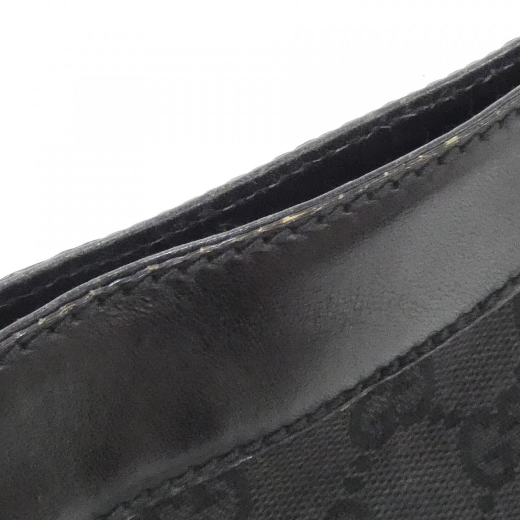 Gucci Gg Canvas Black Gg Canvas Shoulder Bag (Pre-Owned)