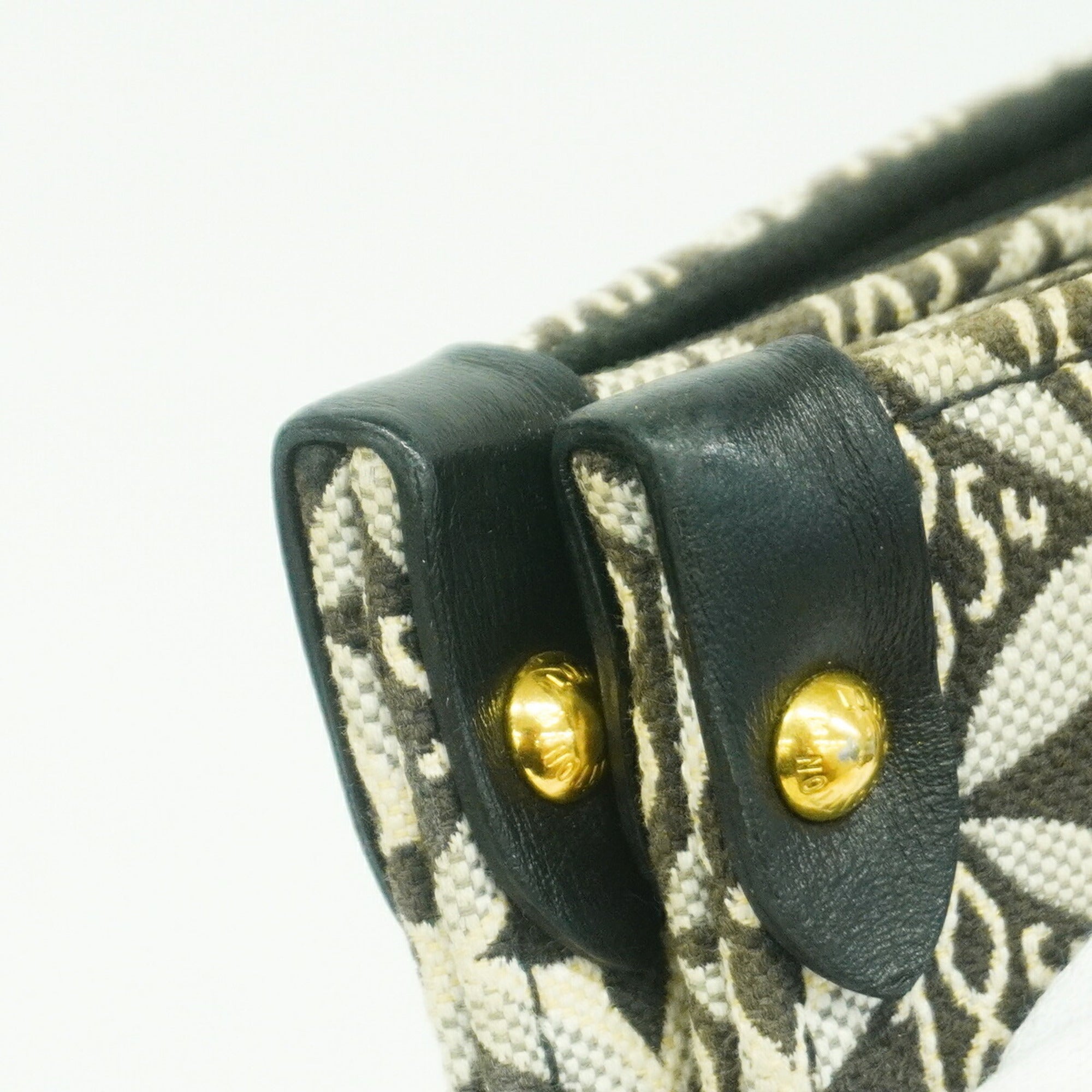 Louis Vuitton Black Tote Bag (Pre-Owned)