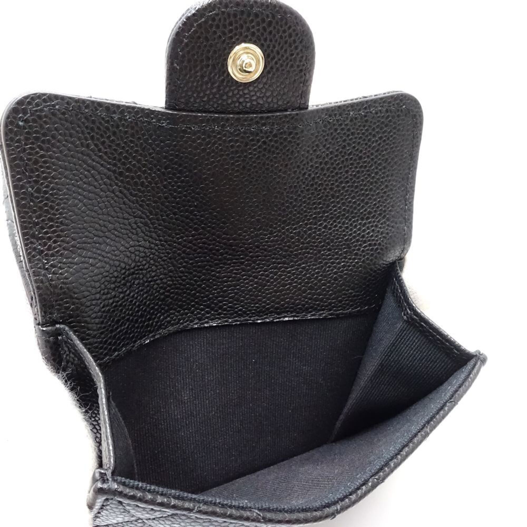 Chanel Black Grained Calfskin Wallet (Tri-Fold) (Pre-Owned)