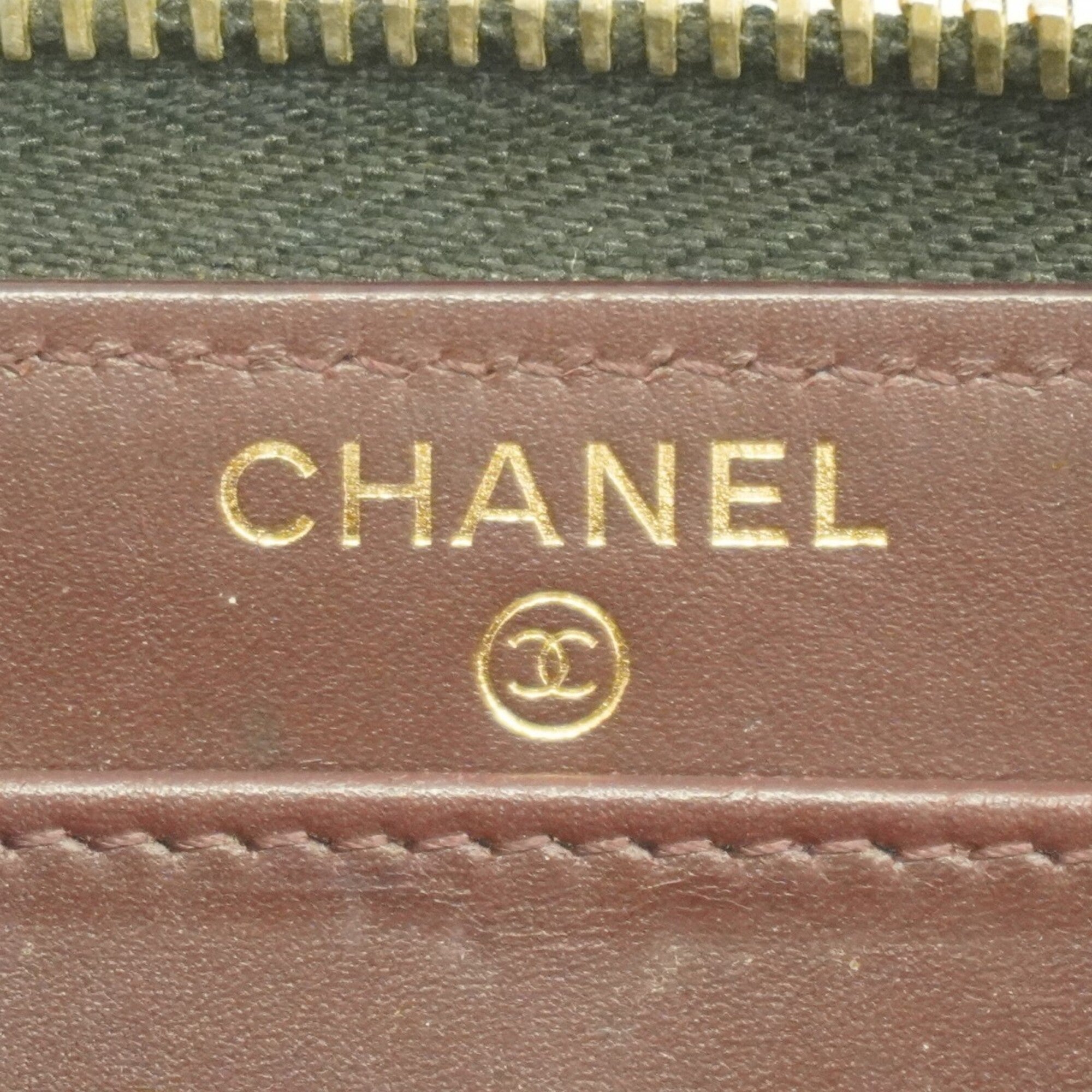 Chanel Black Grained Calfskin Long Wallet (Bi-Fold) (Pre-Owned)