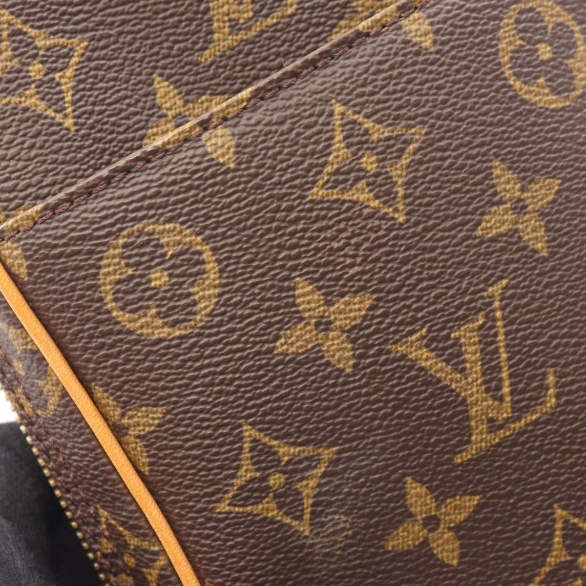 Louis Vuitton Brown Monogram Fanny Pack Handbag (Pre-Owned)