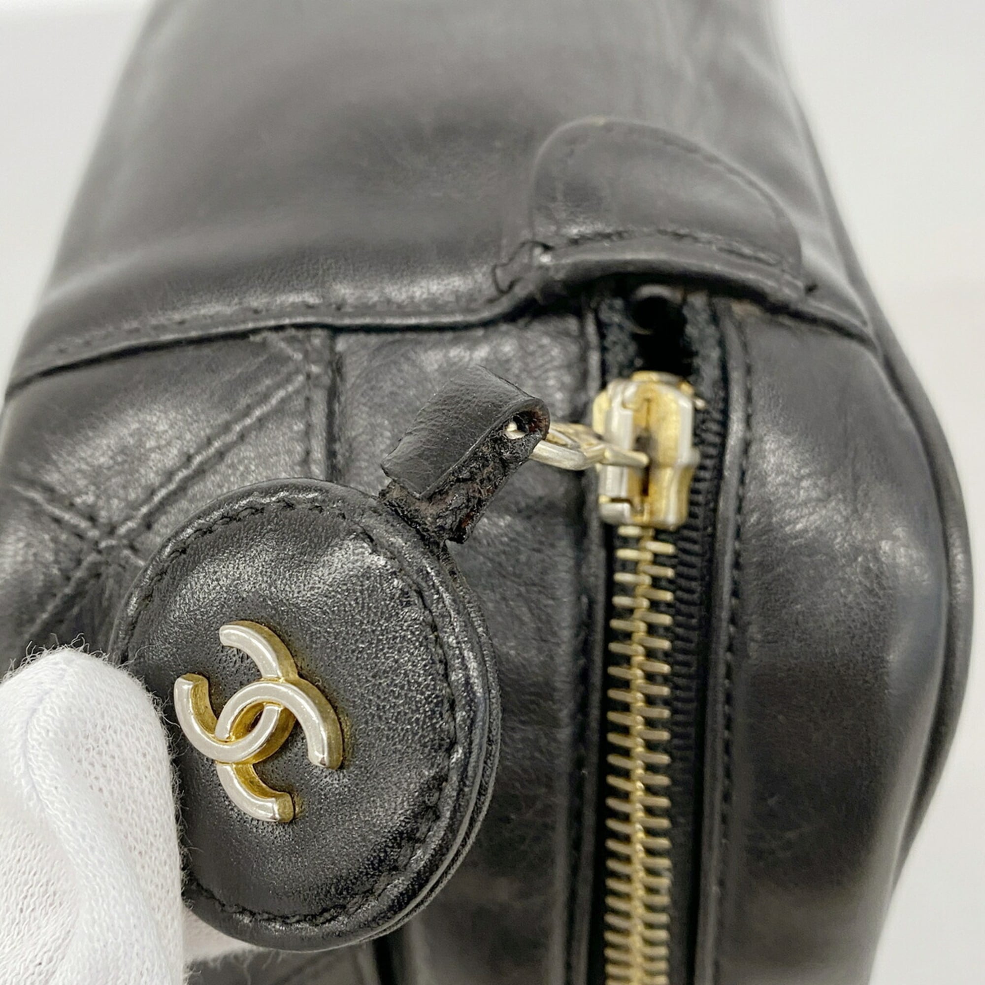 Chanel Black Leather Vanity Bag (Pre-Owned)