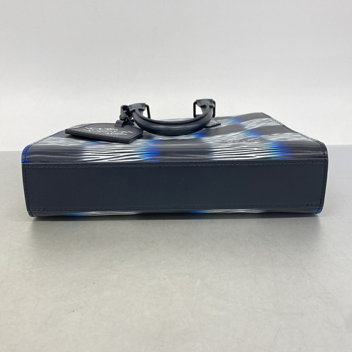Louis Vuitton Blue Handbag (Pre-Owned)