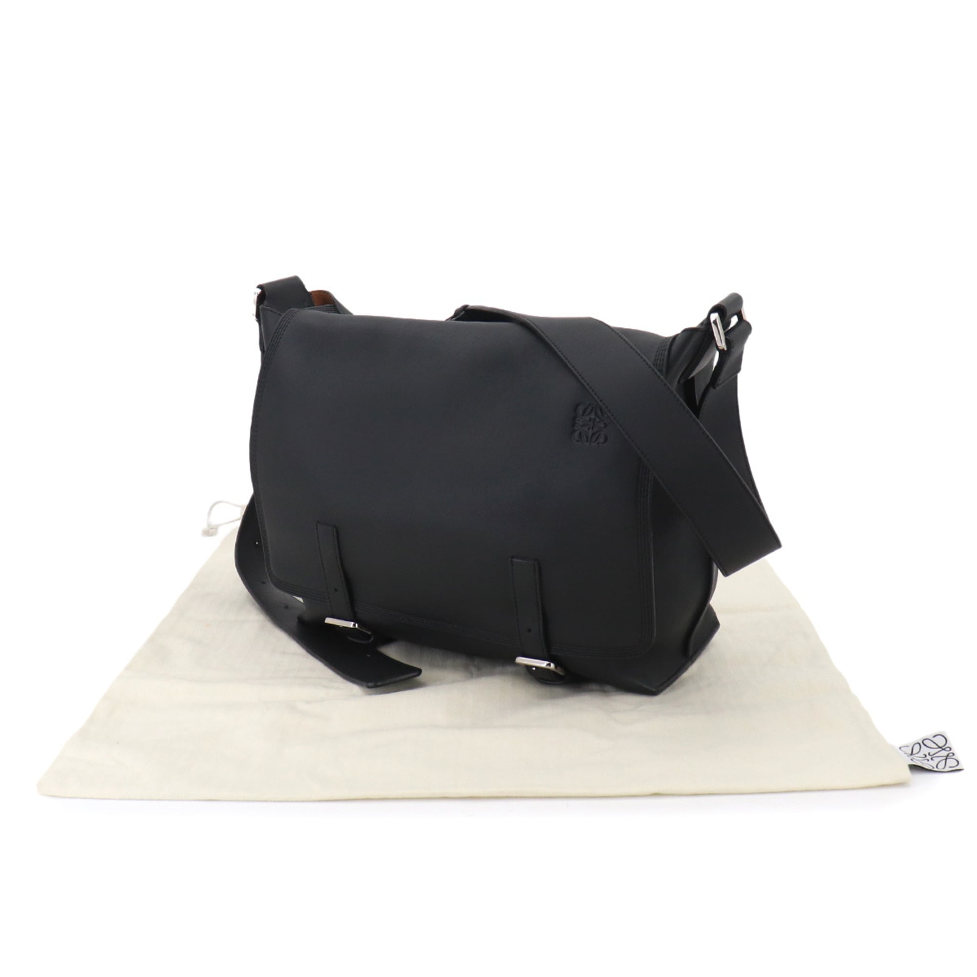 Loewe Black Leather Handbag Messenger Bag Shoulder Bag (Pre-Owned)