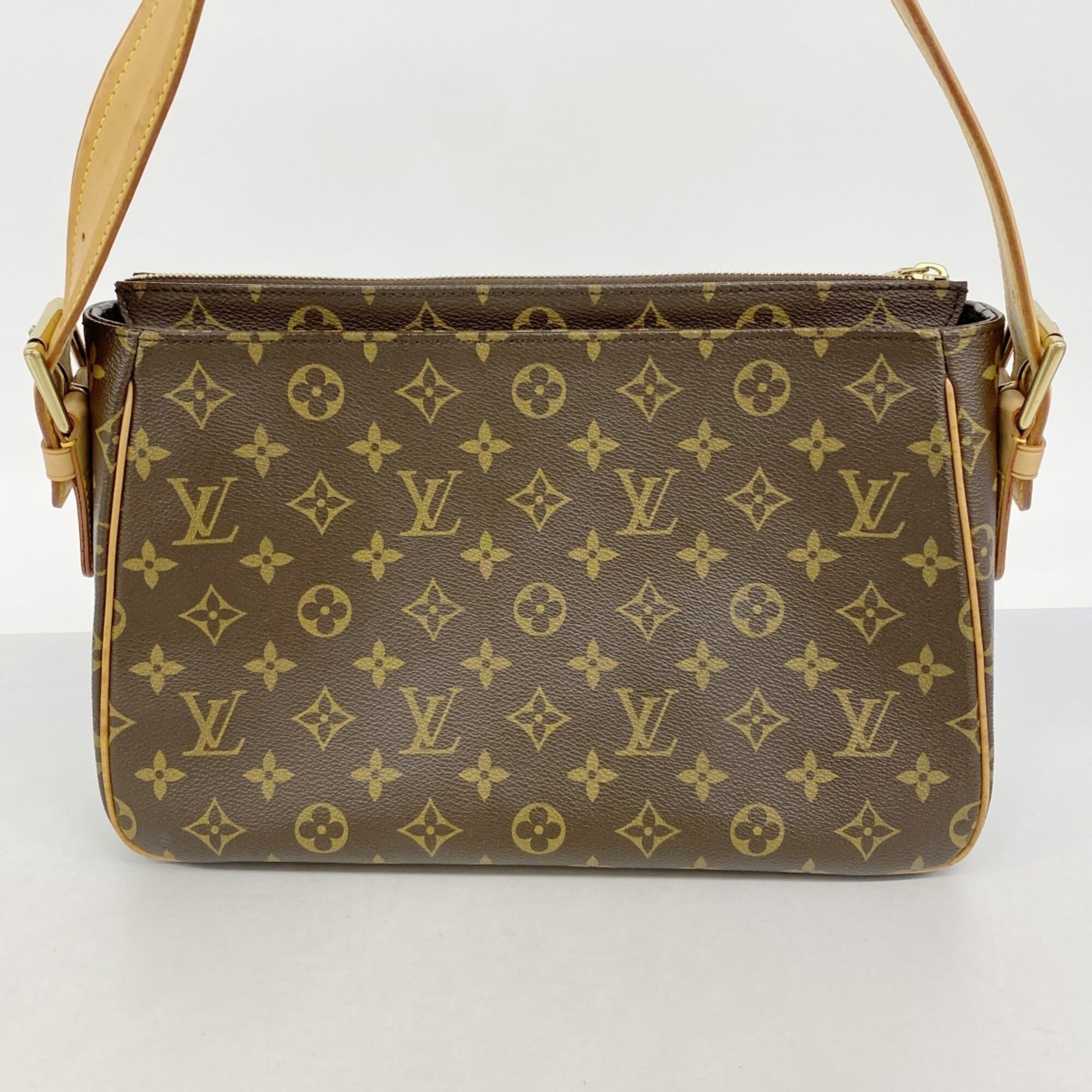 Louis Vuitton Brown Shoulder Bag (Pre-Owned)