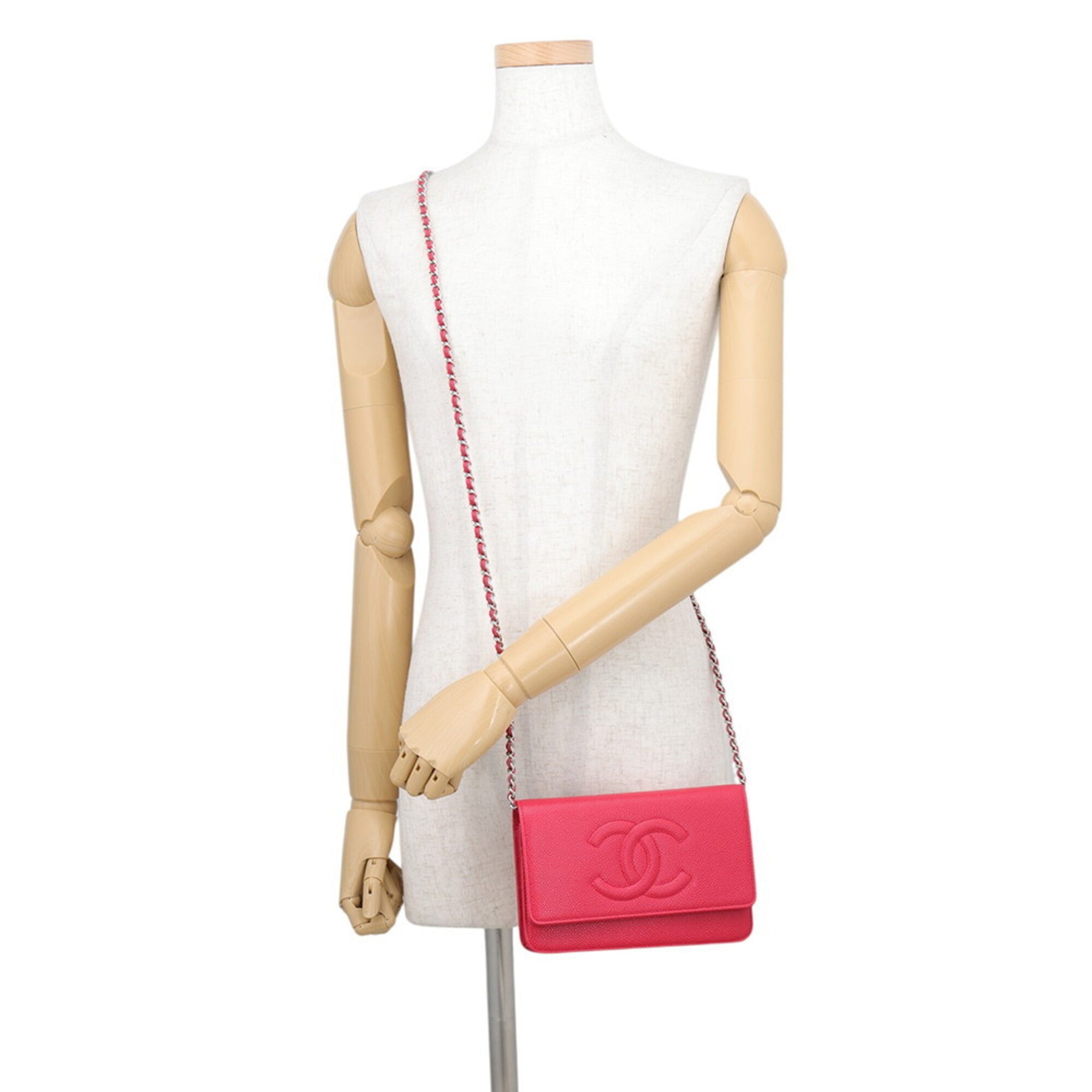 Chanel Red Color Grained Calfskin Chain/Shoulder Wallet (Pre-Owned)