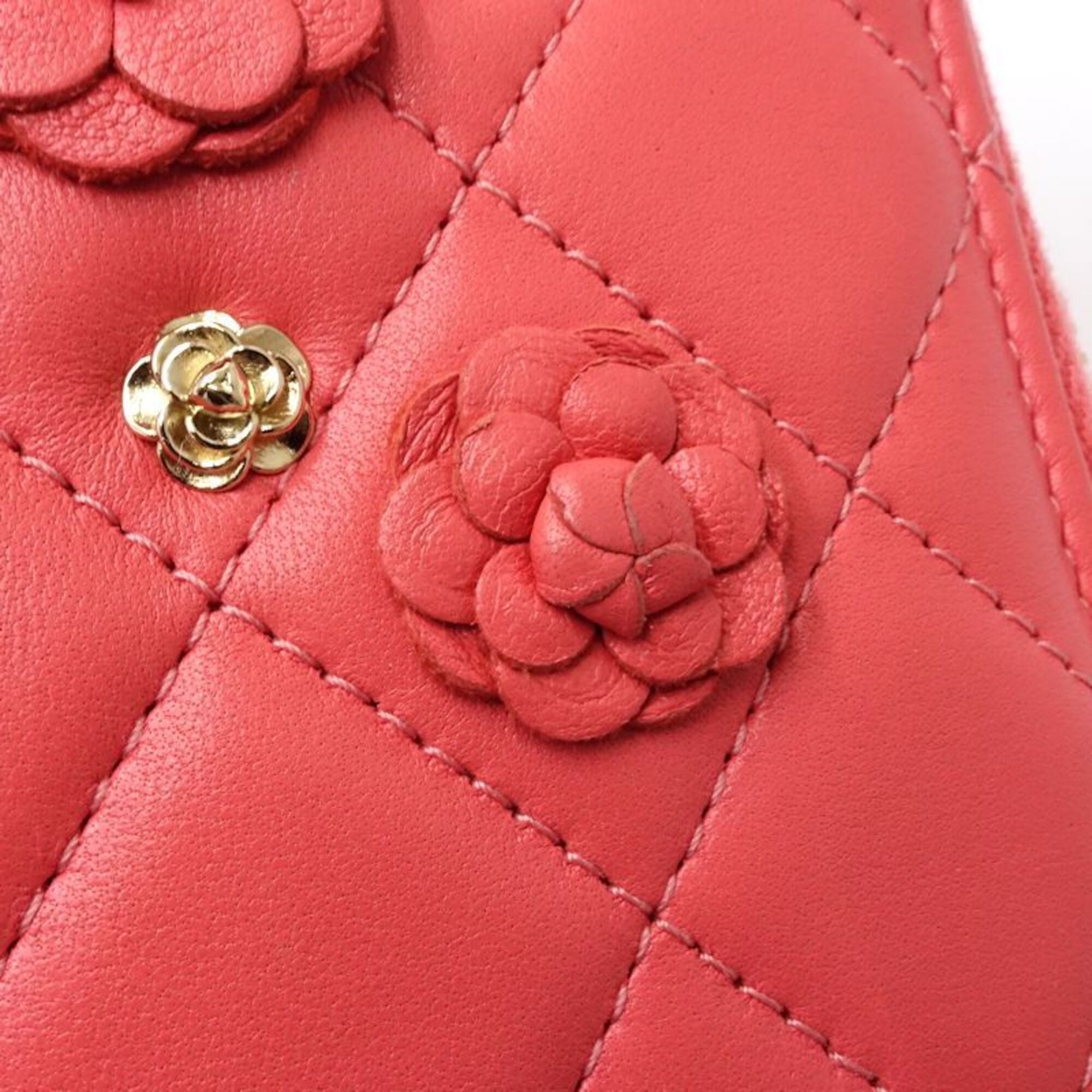 Chanel Pink Leather Long Wallet (Bi-Fold) (Pre-Owned)