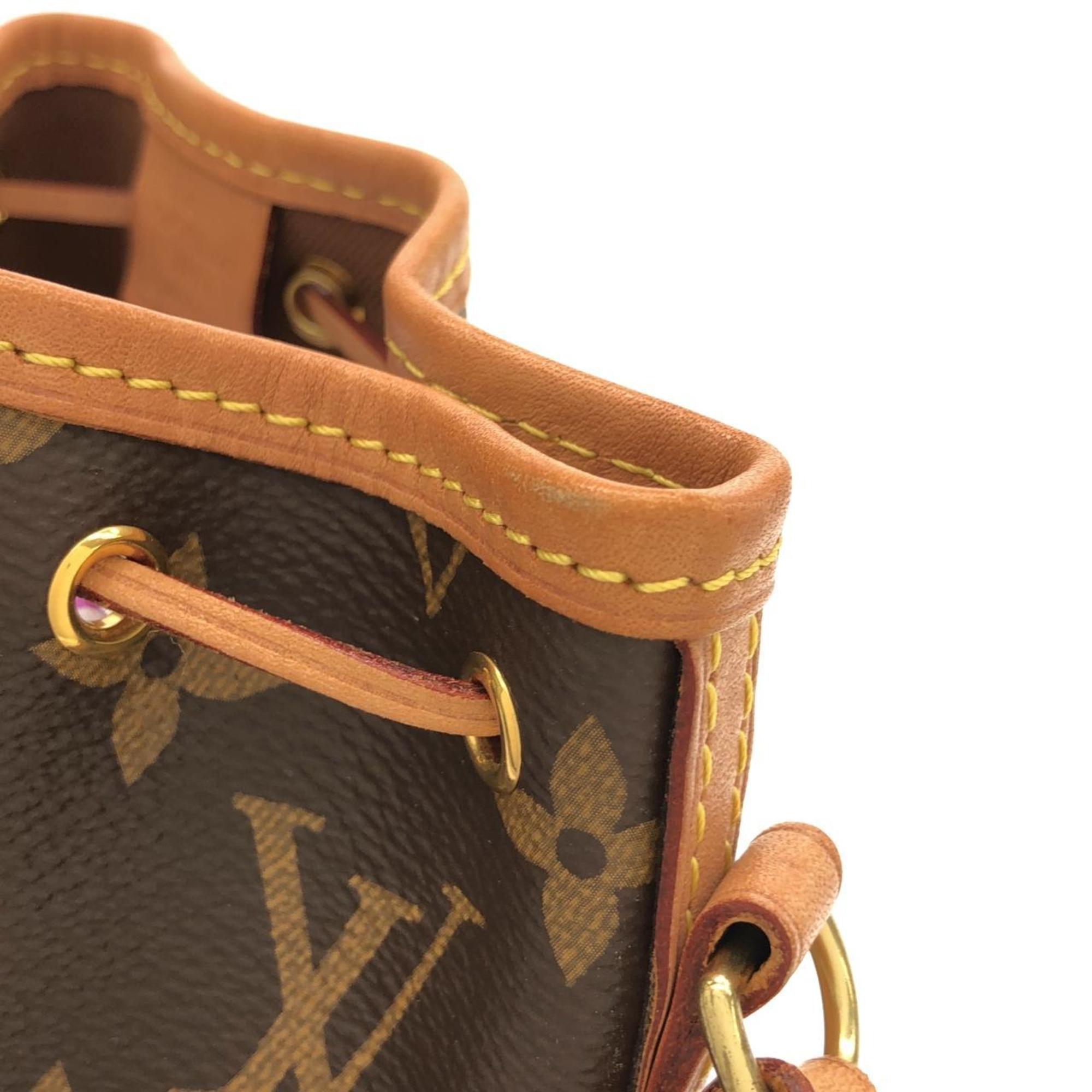 Louis Vuitton Marron Coated Canvas Shoulder Bag (Pre-Owned)