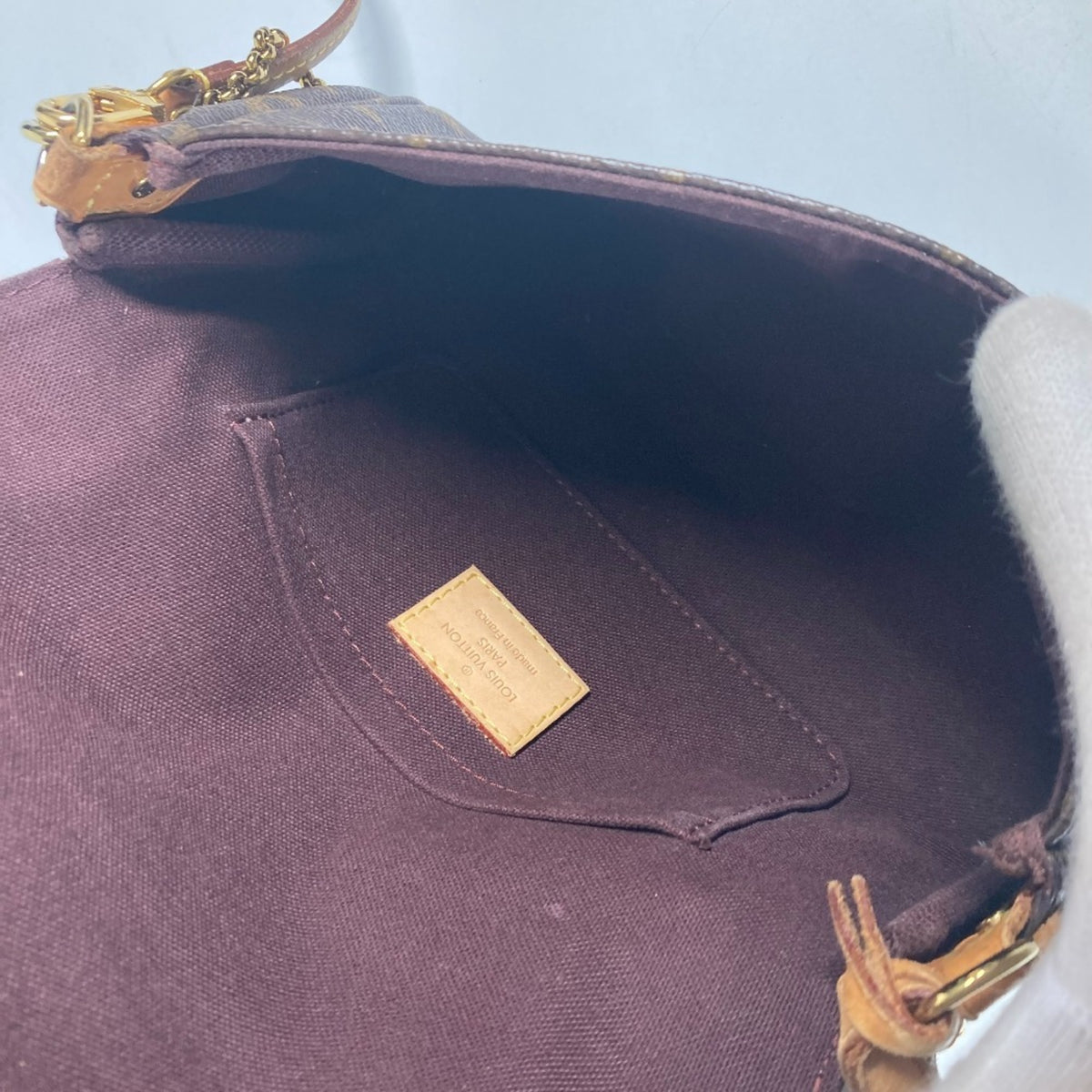 Louis Vuitton Brown Monogram Shoulder Bag (Pre-Owned)