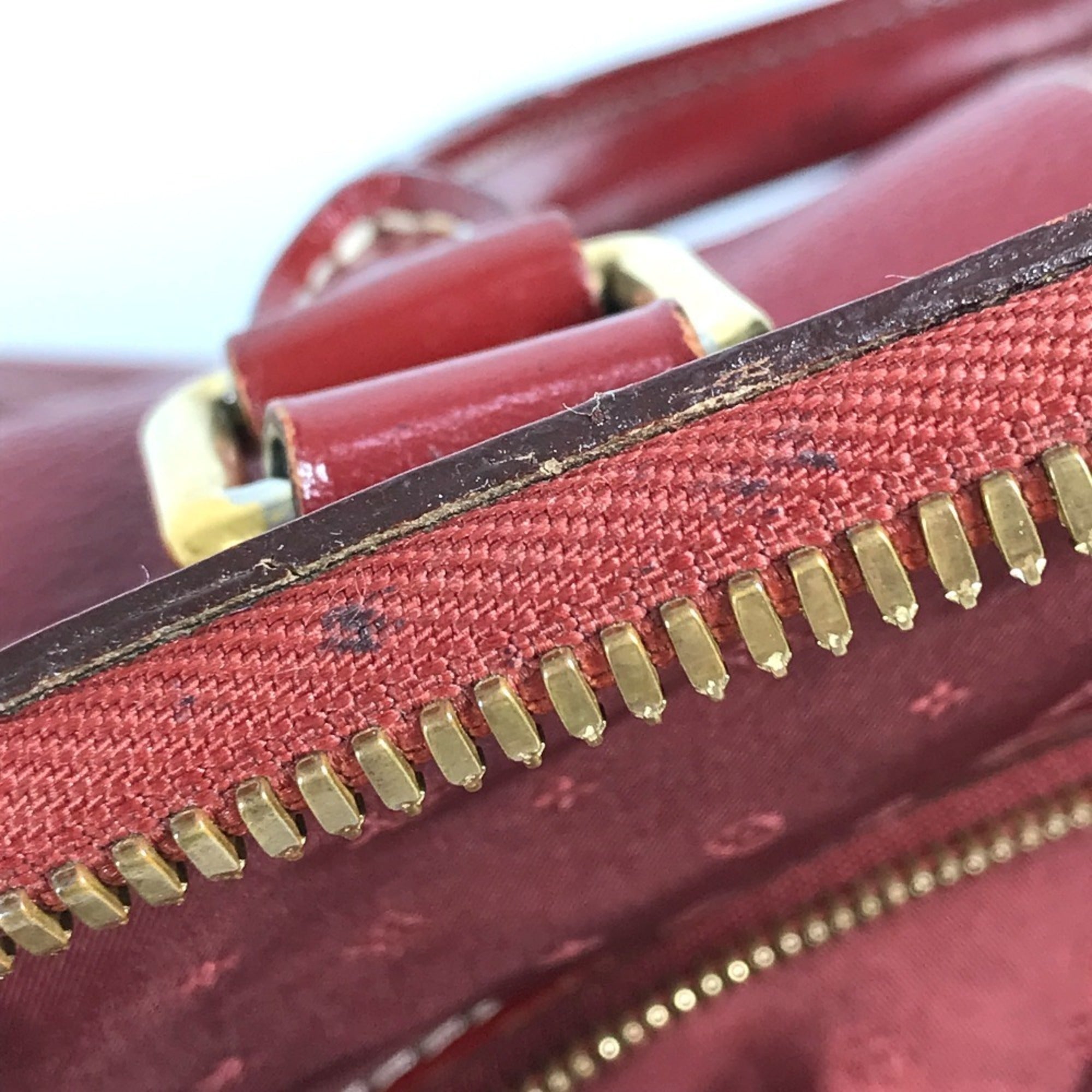 Louis Vuitton Red Color Tanami Suhali Leather Handbag Tote Bag (Pre-Owned)