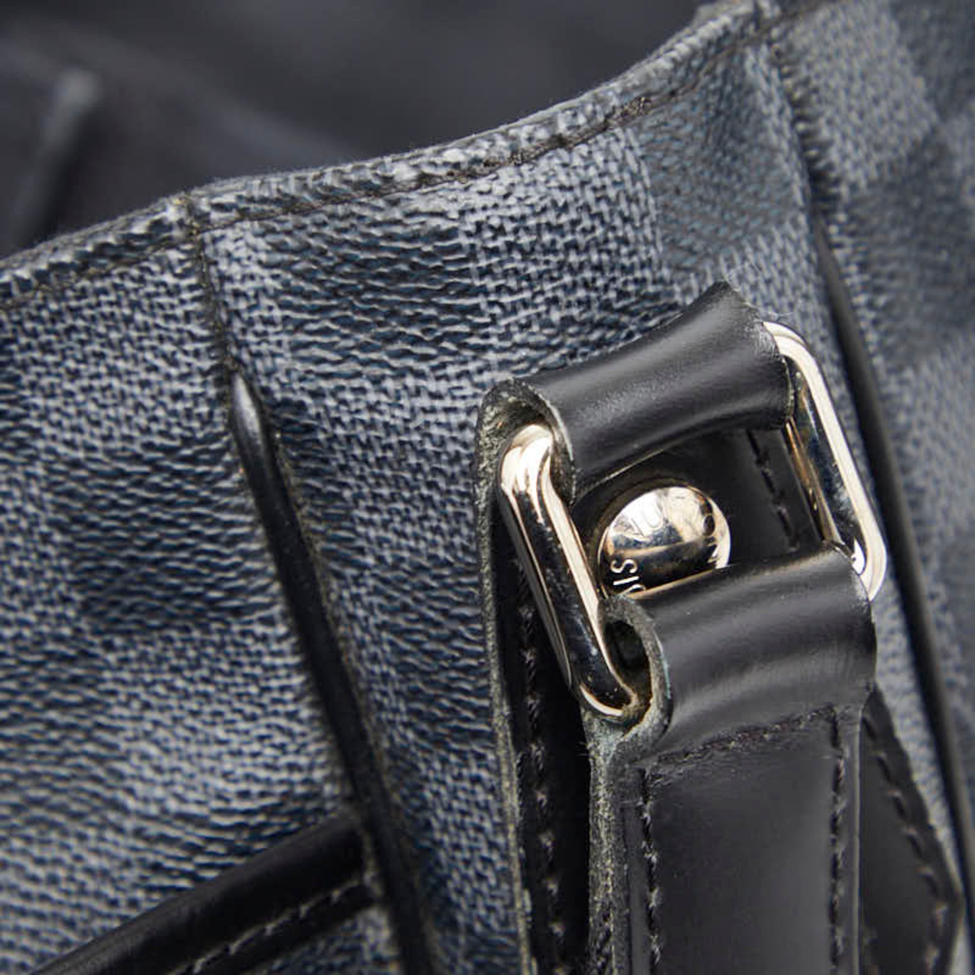 Louis Vuitton Black Pvc Leather Shoulder Bag (Pre-Owned)