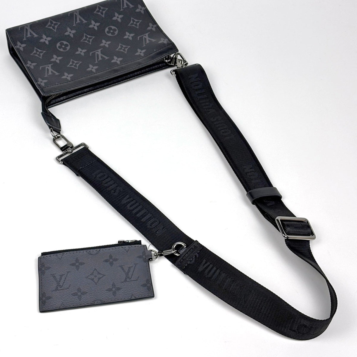 Louis Vuitton Black Monogram Eclipse Noir Monogram Eclipse Shoulder Bag (Pre-Owned)