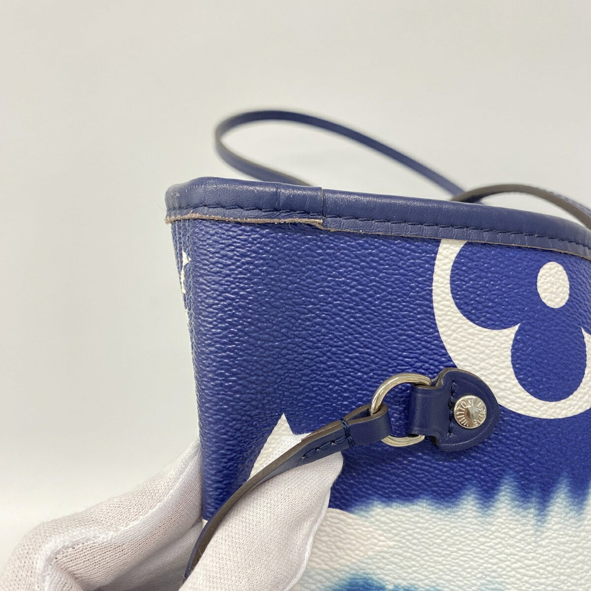 Louis Vuitton Blue Tote Bag (Pre-Owned)