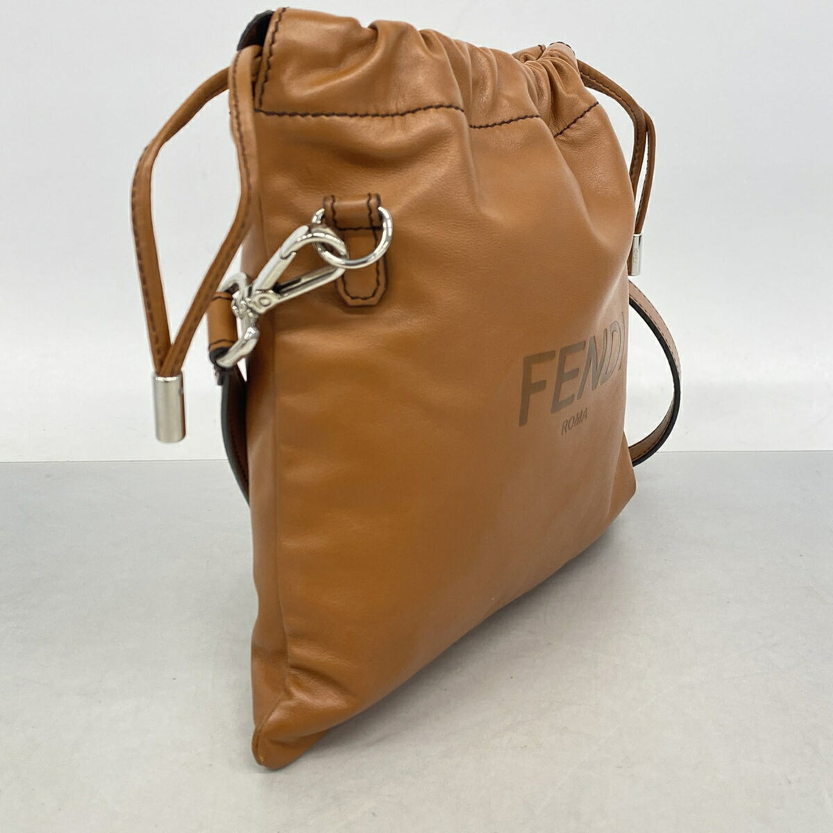 Fendi Brown Leather Shoulder Bag (Pre-Owned)