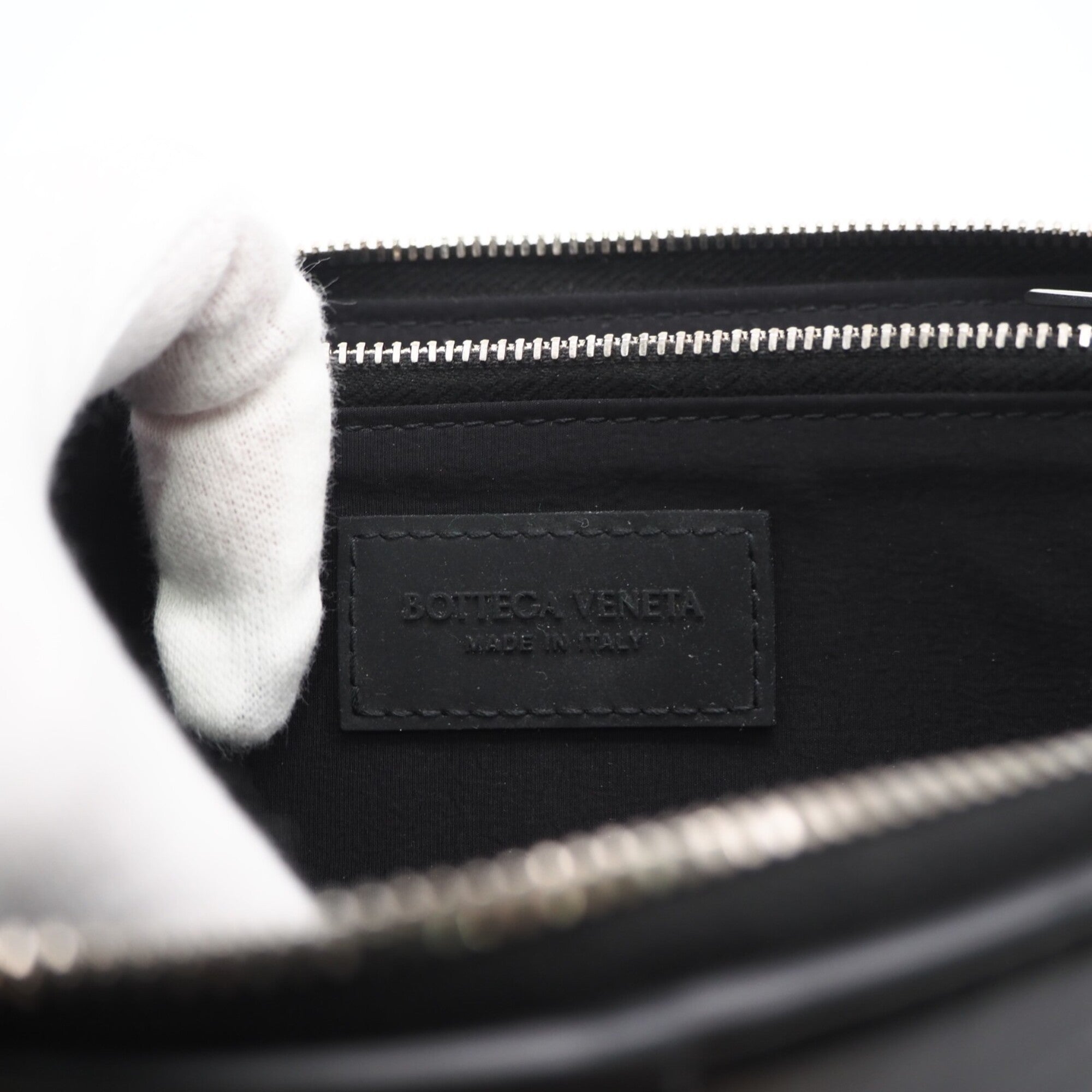 Bottega Veneta Black Nylon Leather Long Wallet (Bi-Fold) (Pre-Owned)
