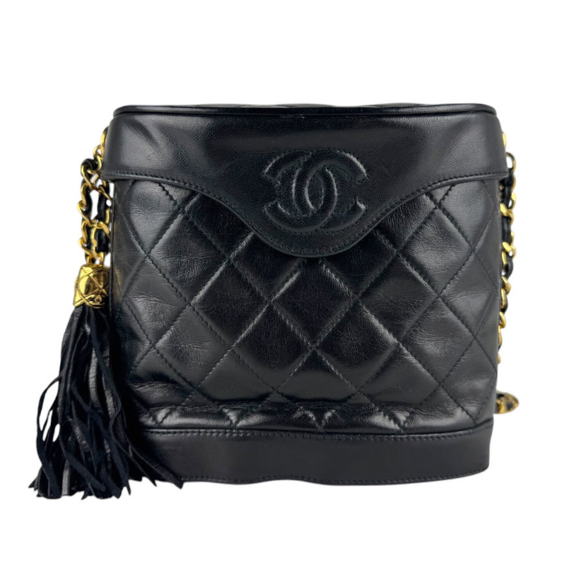 Chanel Black Leather Shoulder Bag (Pre-Owned)