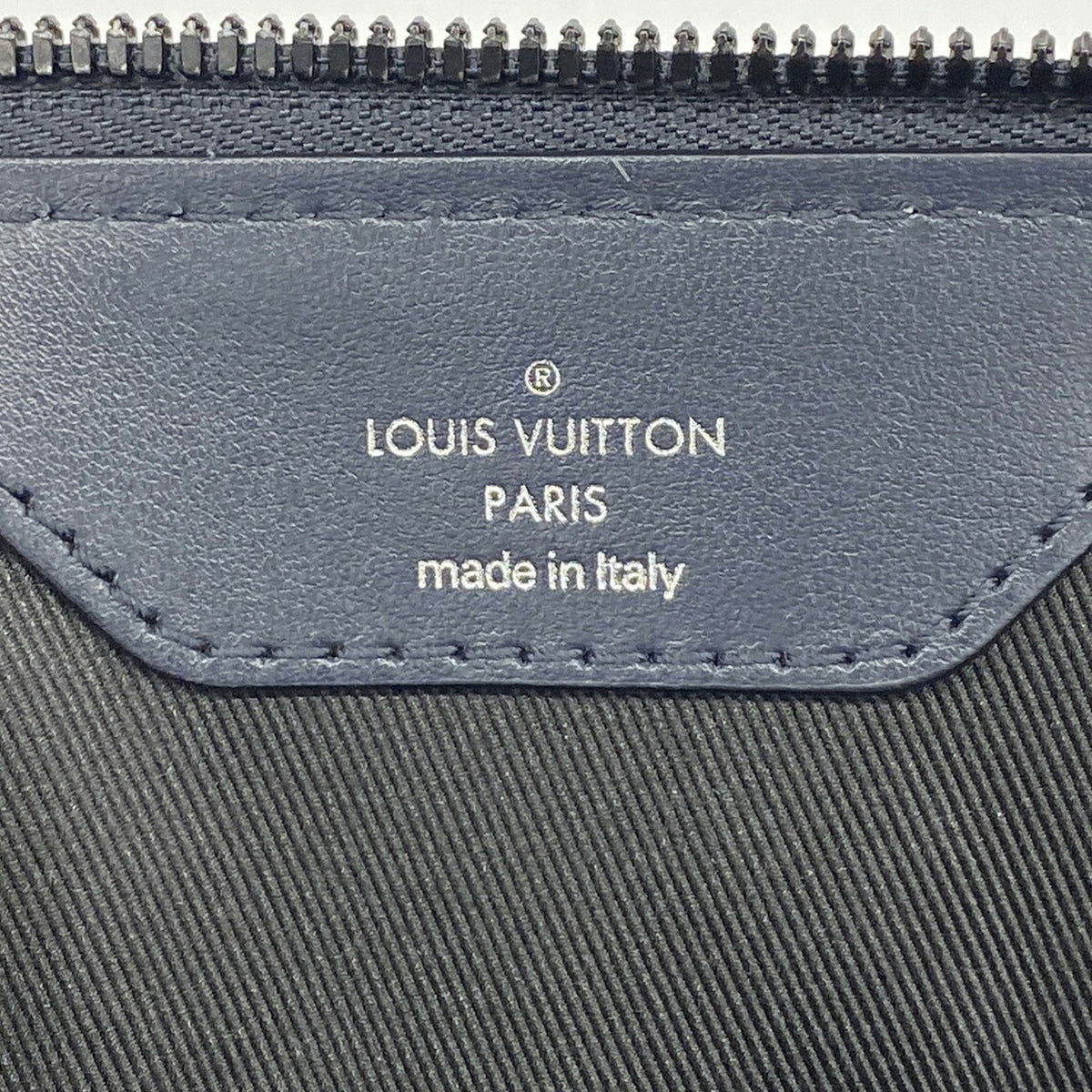 Louis Vuitton Blue Handbag (Pre-Owned)