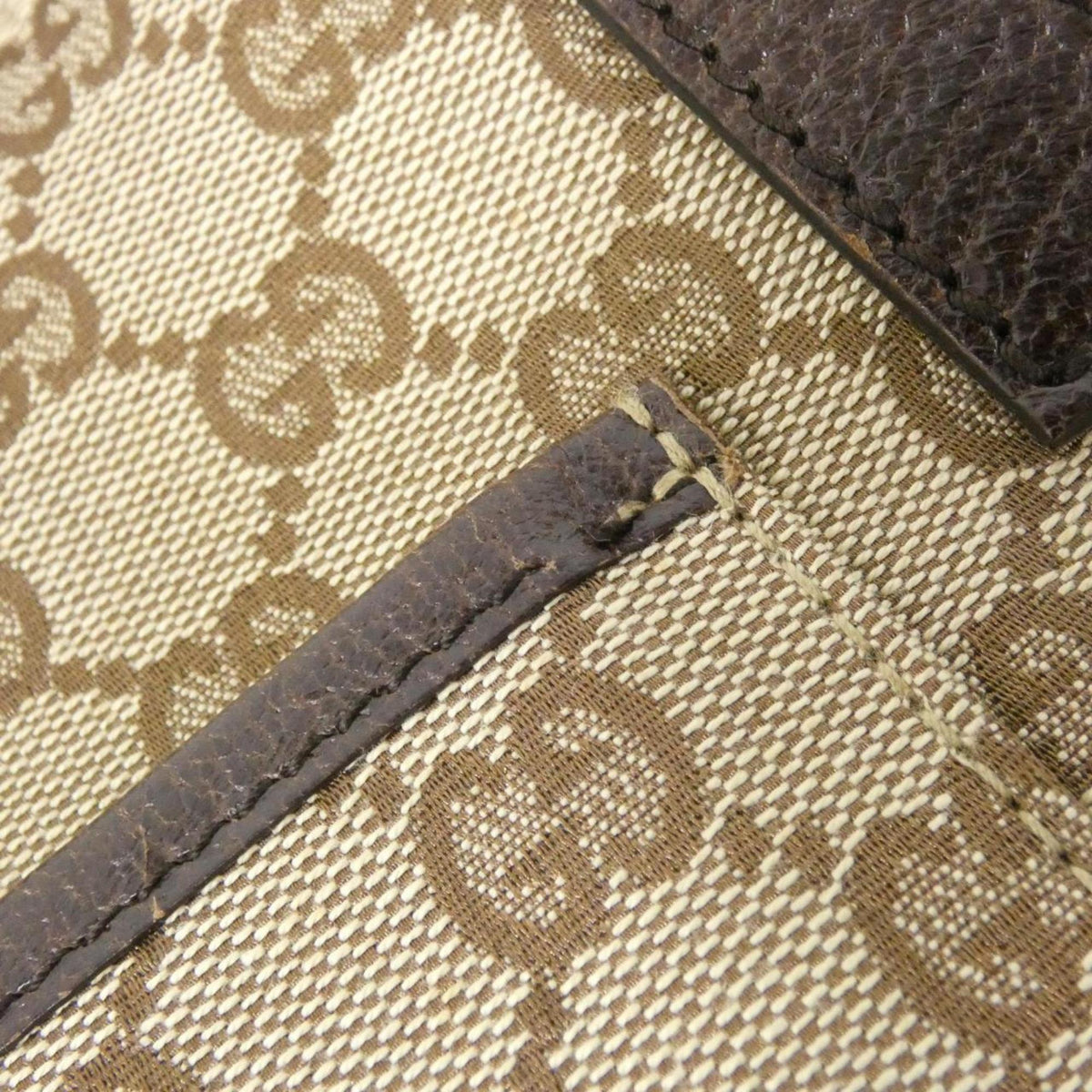 Gucci Gg Canvas Beige Dark Brown Gg Canvas Shoulder Bag (Pre-Owned)