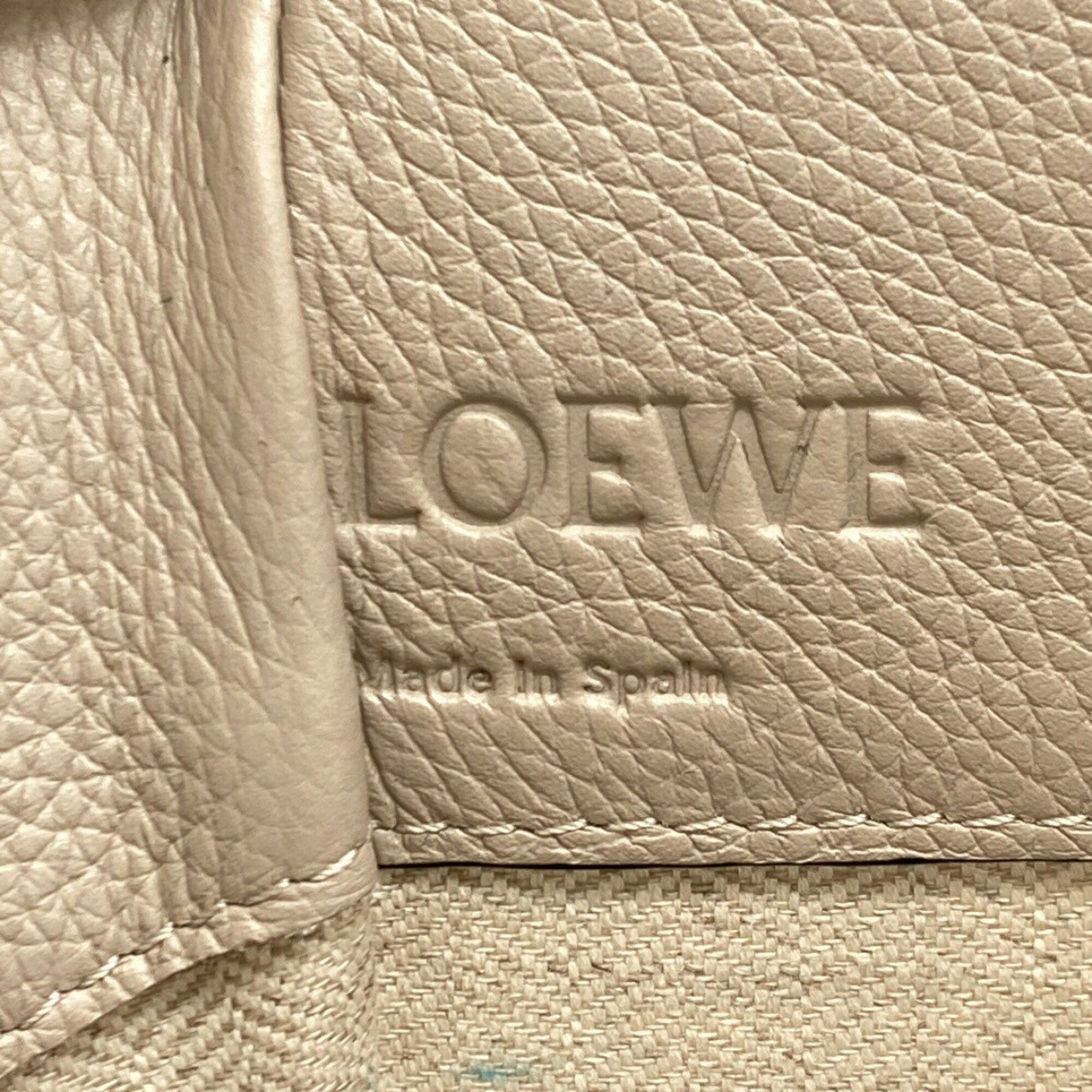 Loewe Beige Leather Handbag (Pre-Owned)