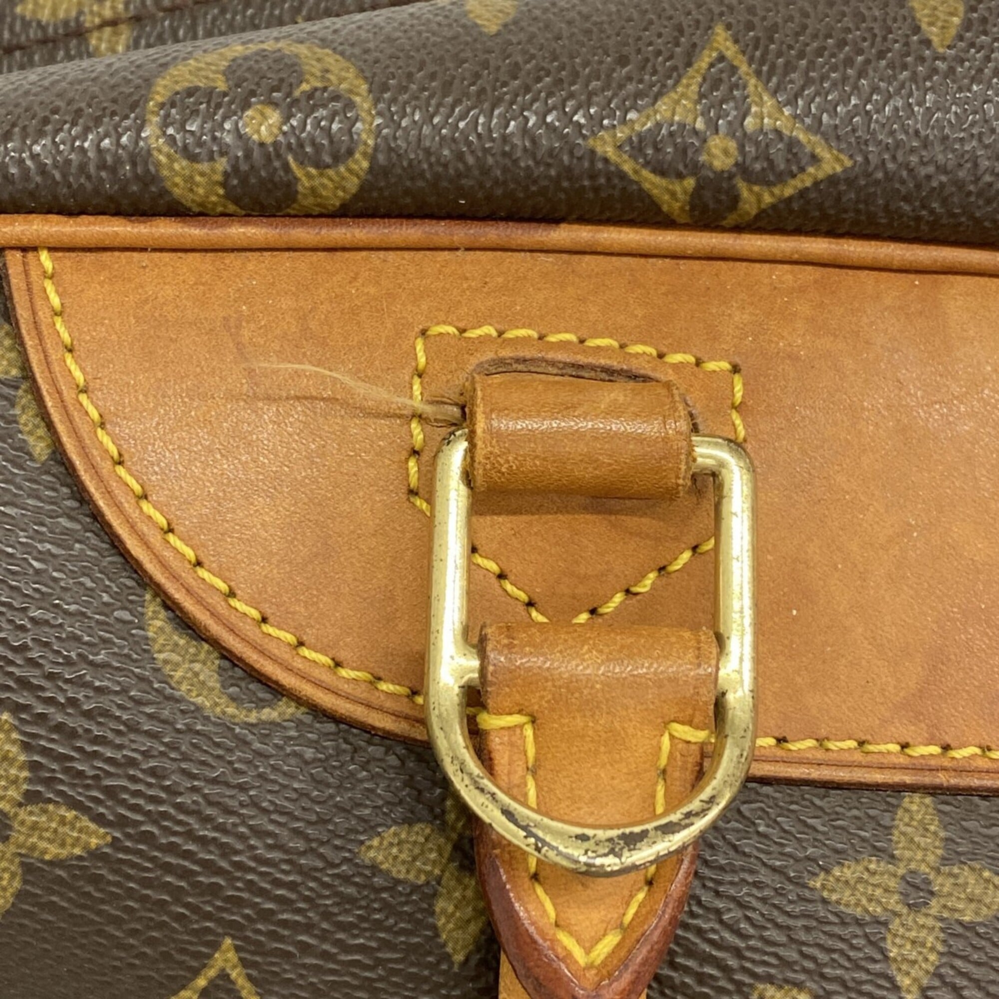 Louis Vuitton Brown Handbag (Pre-Owned)